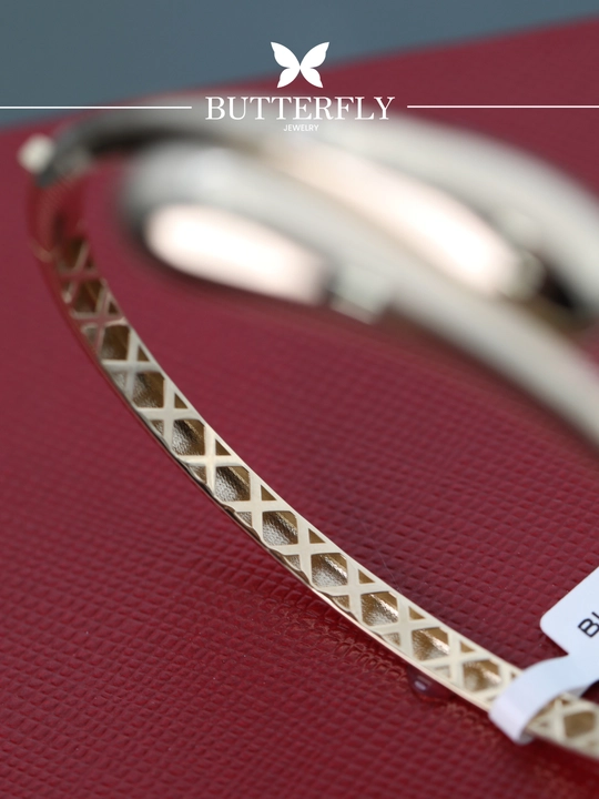 Ayollar va qizlar uchun oltin bilaguzuk,Model B65B,  8.41 gr, 585 probali,  BUTTERFLY