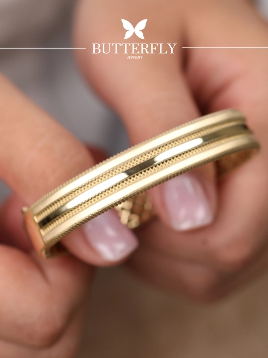 Ayollar va qizlar uchun oltin bilaguzuk,Model B67B,  16 gr, 585 probali,  BUTTERFLY