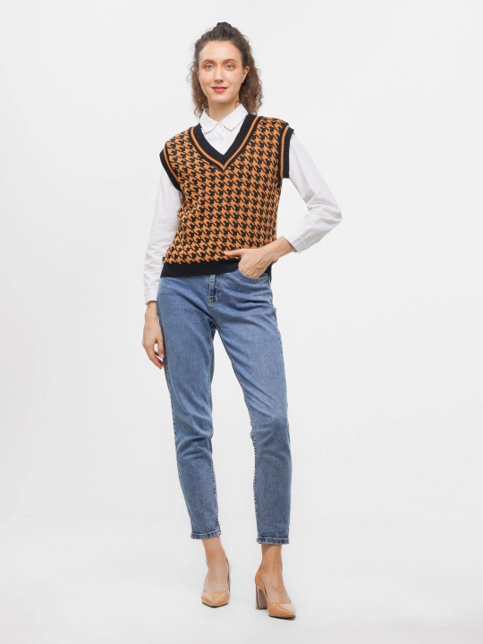 Стильный и удобный вязаный жилет