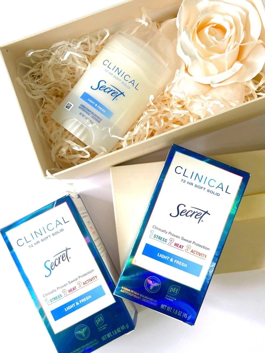 Secret Clinical 100ч защита, 45г, Light & Fresh, женский дезодорант-антиперспирант