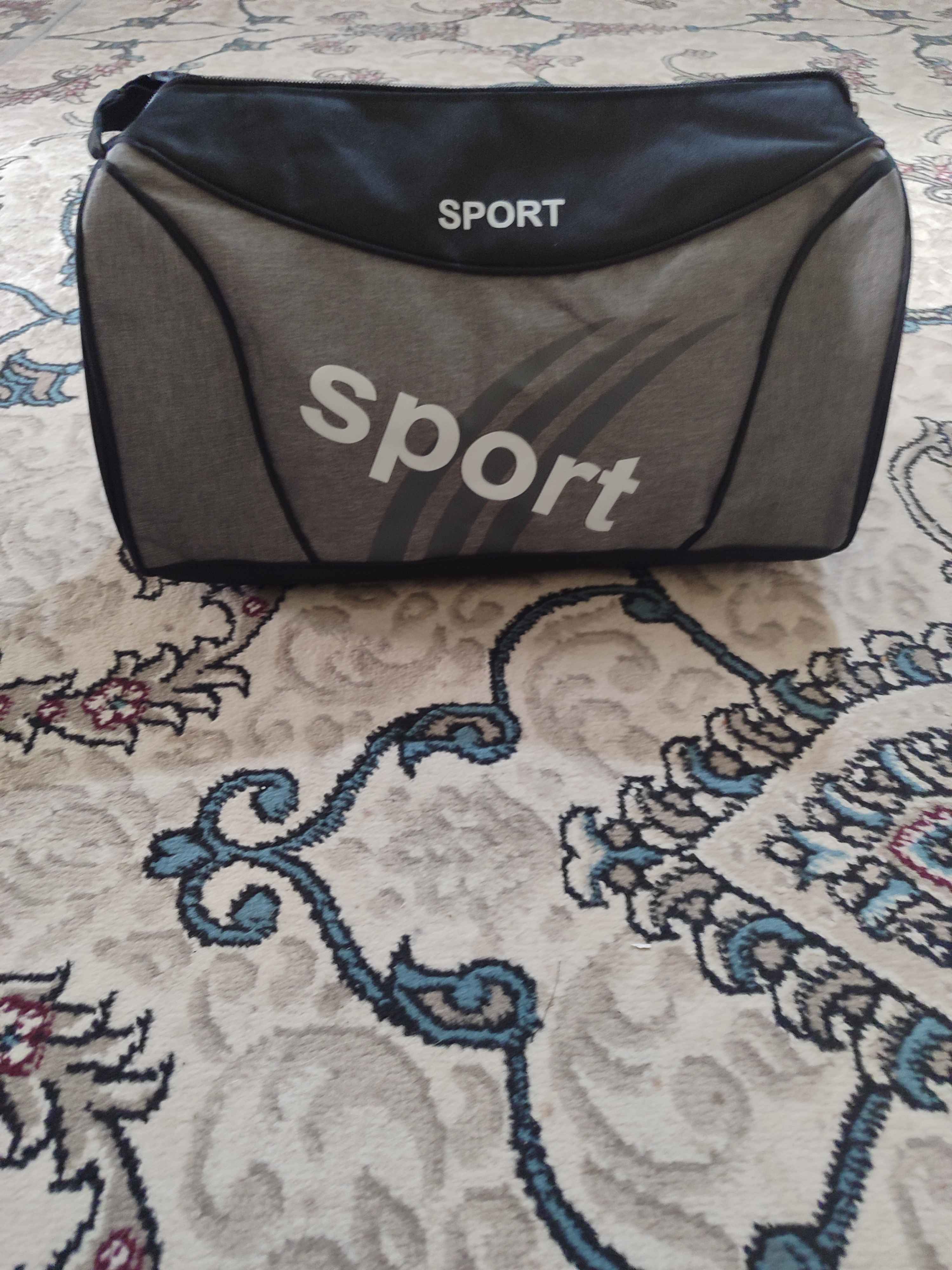 Fitnes, maktab va sport zali uchun erkaklar uchun sayohat sport sumkasi