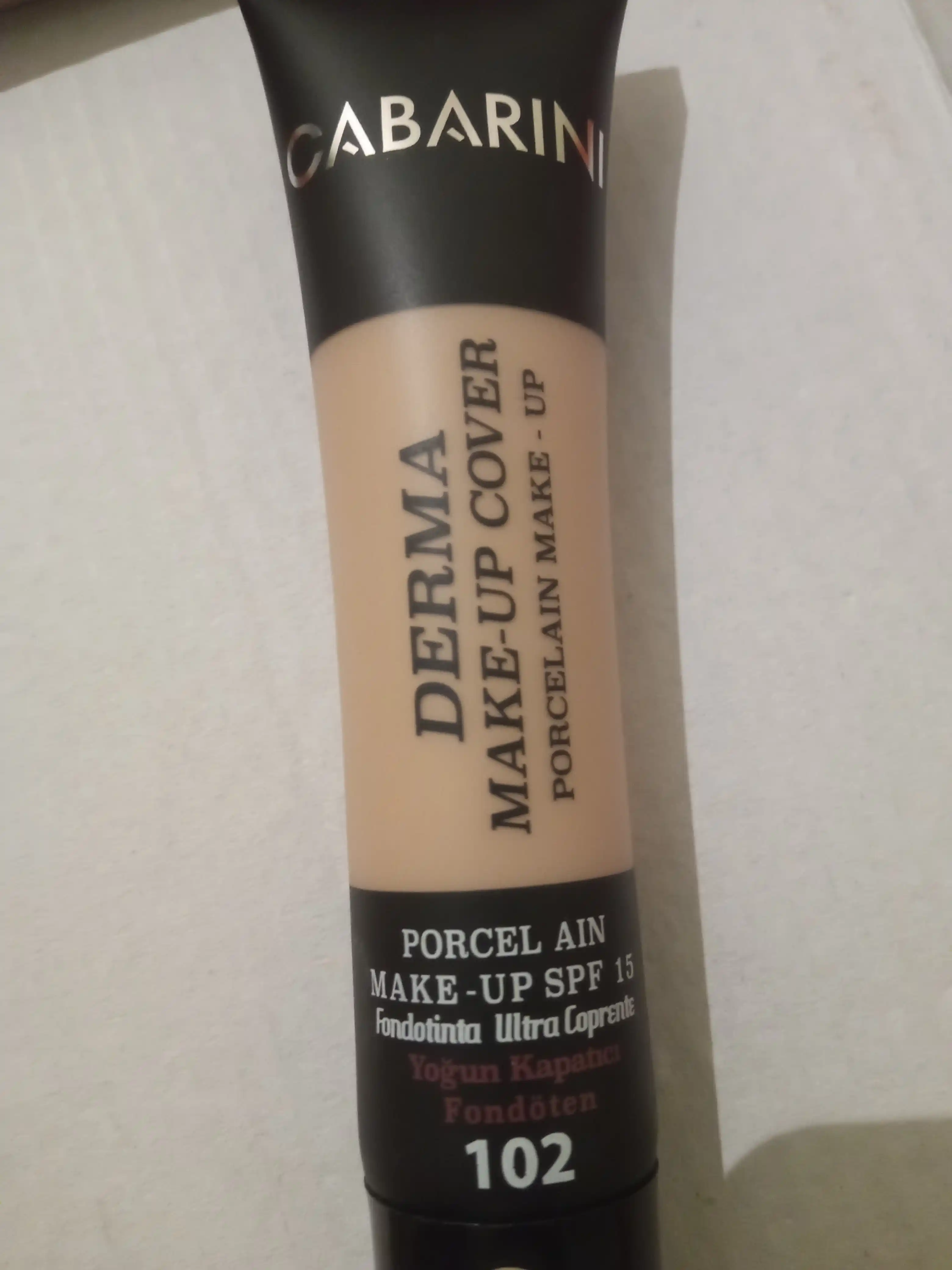 Matlovchi Gabrini Derma Tonal kremi, makiyaj uchun juda ishonchli krem SPF 15, 40 ml