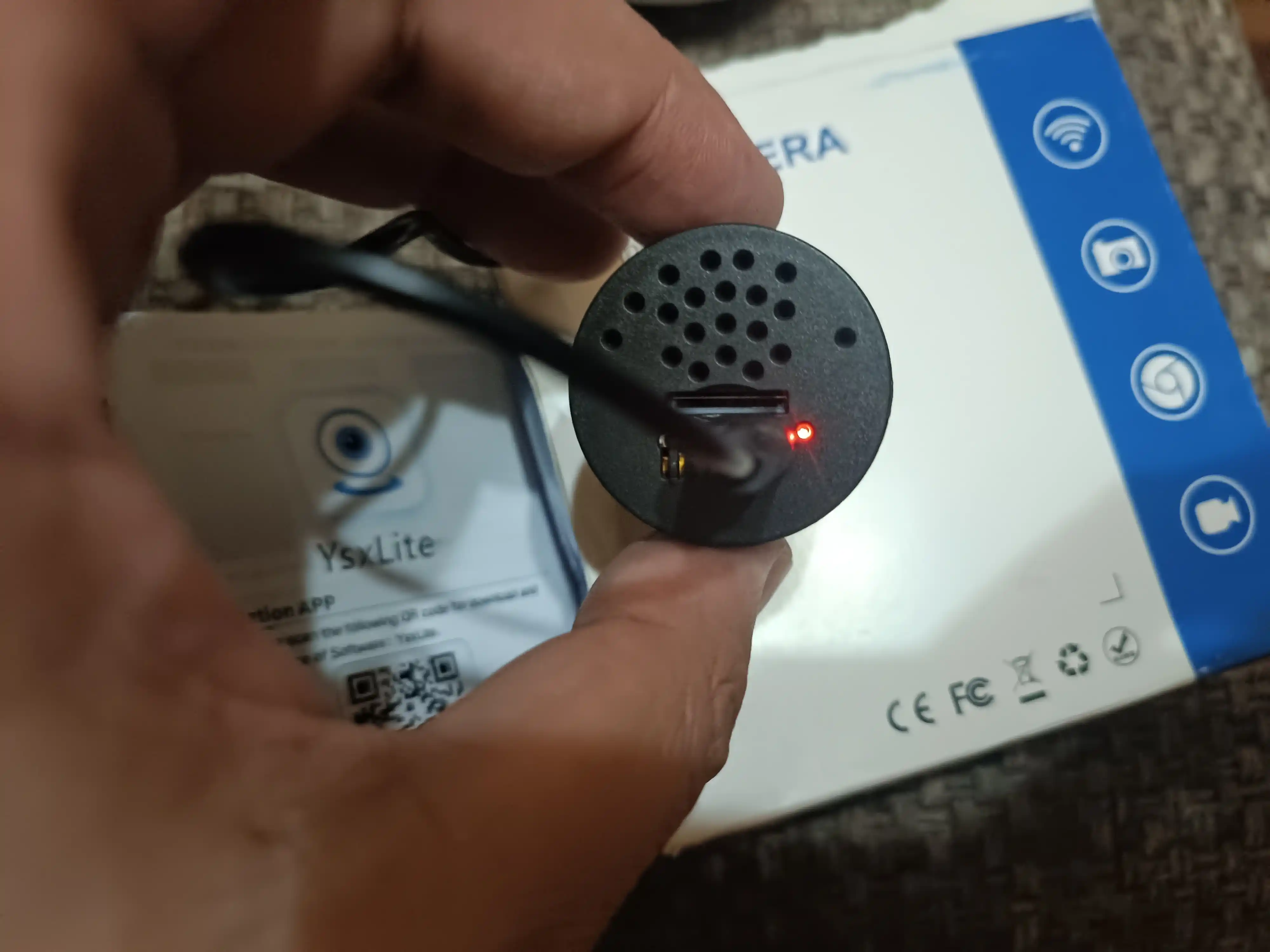 Mini Wi-Fi kamera X5, o'rnatilgan akkumulyator bilan