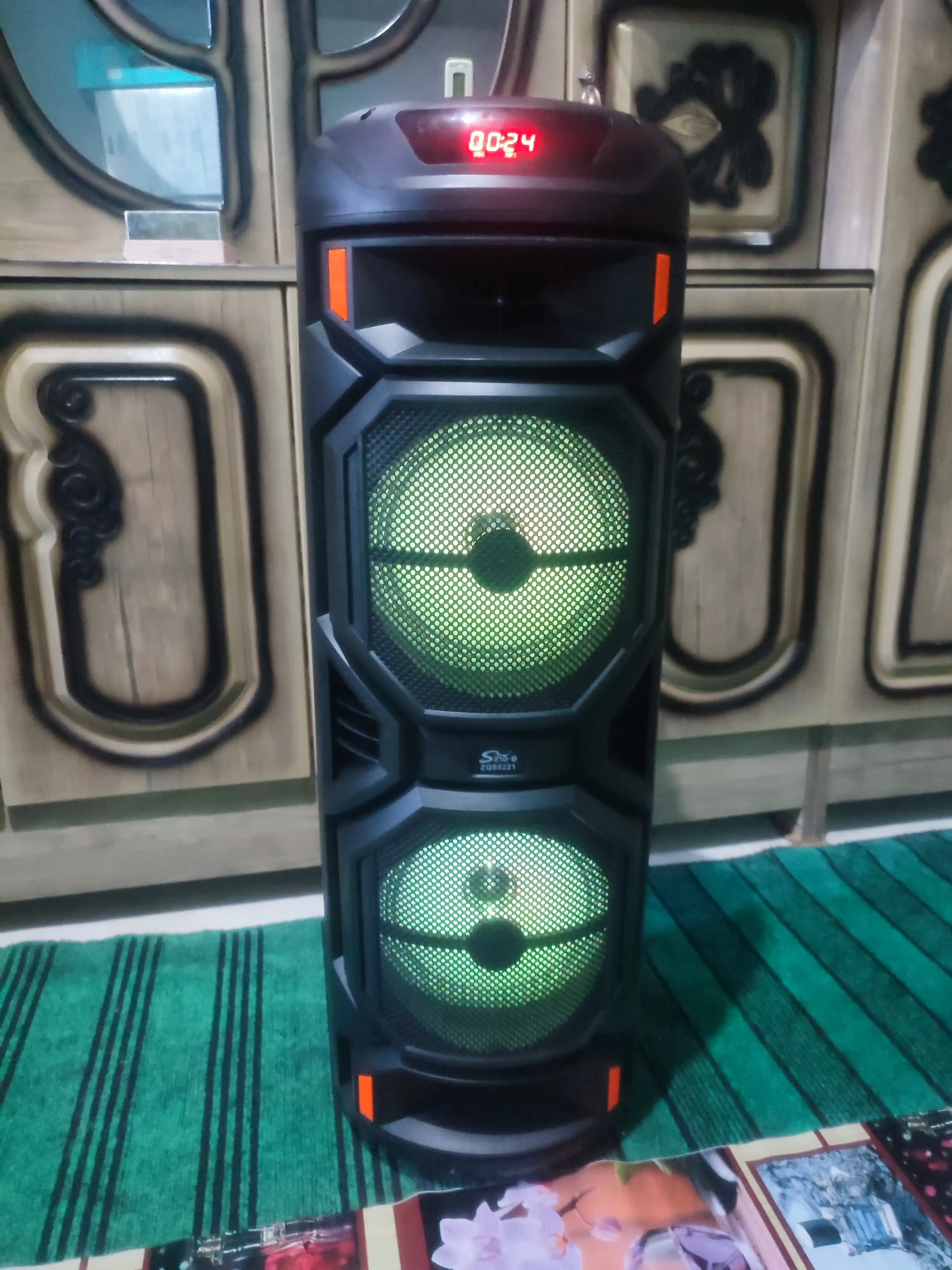 Караоке колонка Sing-e ZQS-8221, ZQS-8301, ZQS-8302, ZQS-8220S, Bluetooth, RGB, с микрофоном и пультом 