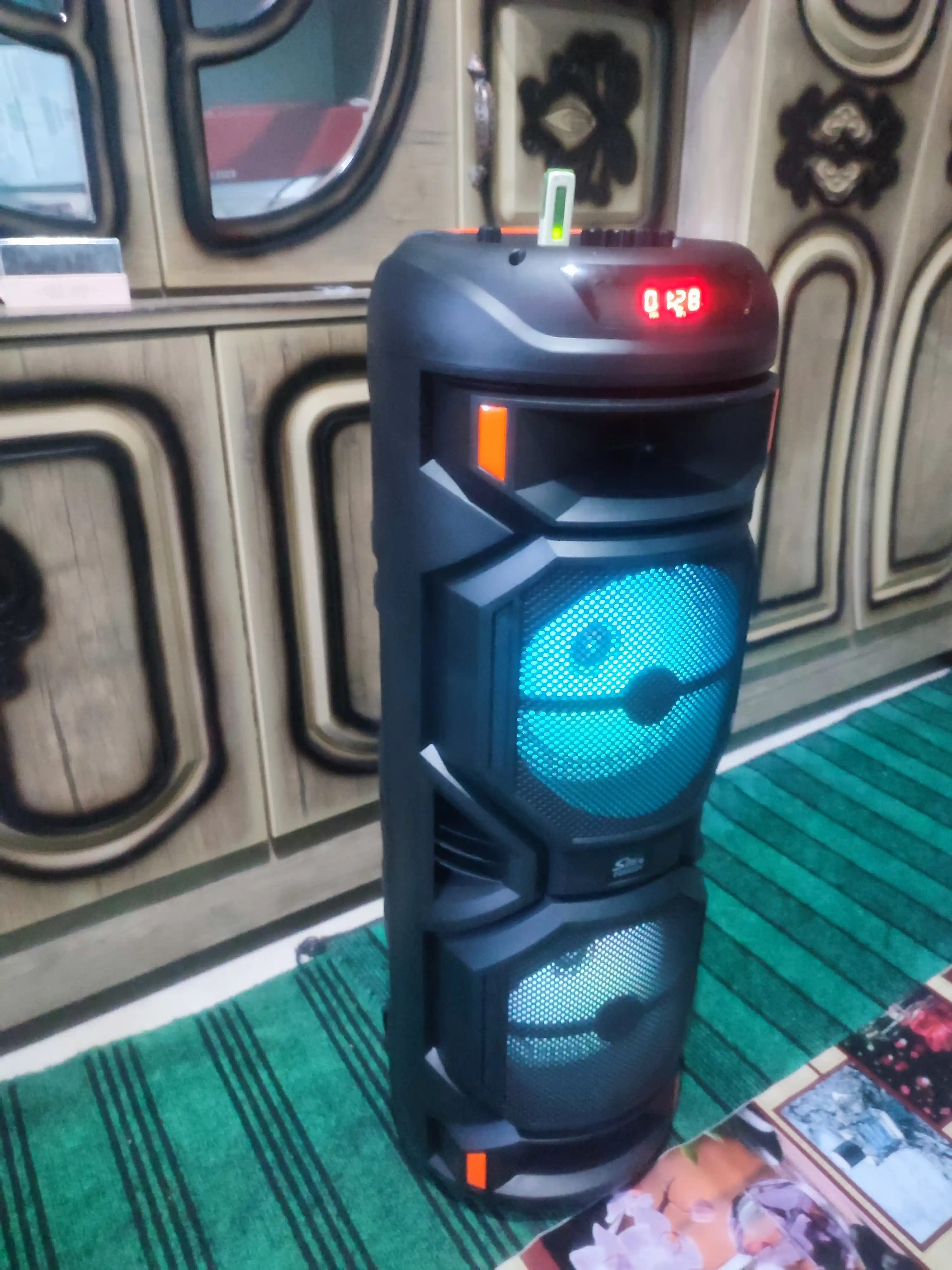 Караоке колонка Sing-e ZQS-8221, ZQS-8301, ZQS-8302, ZQS-8220S, Bluetooth, RGB, с микрофоном и пультом 