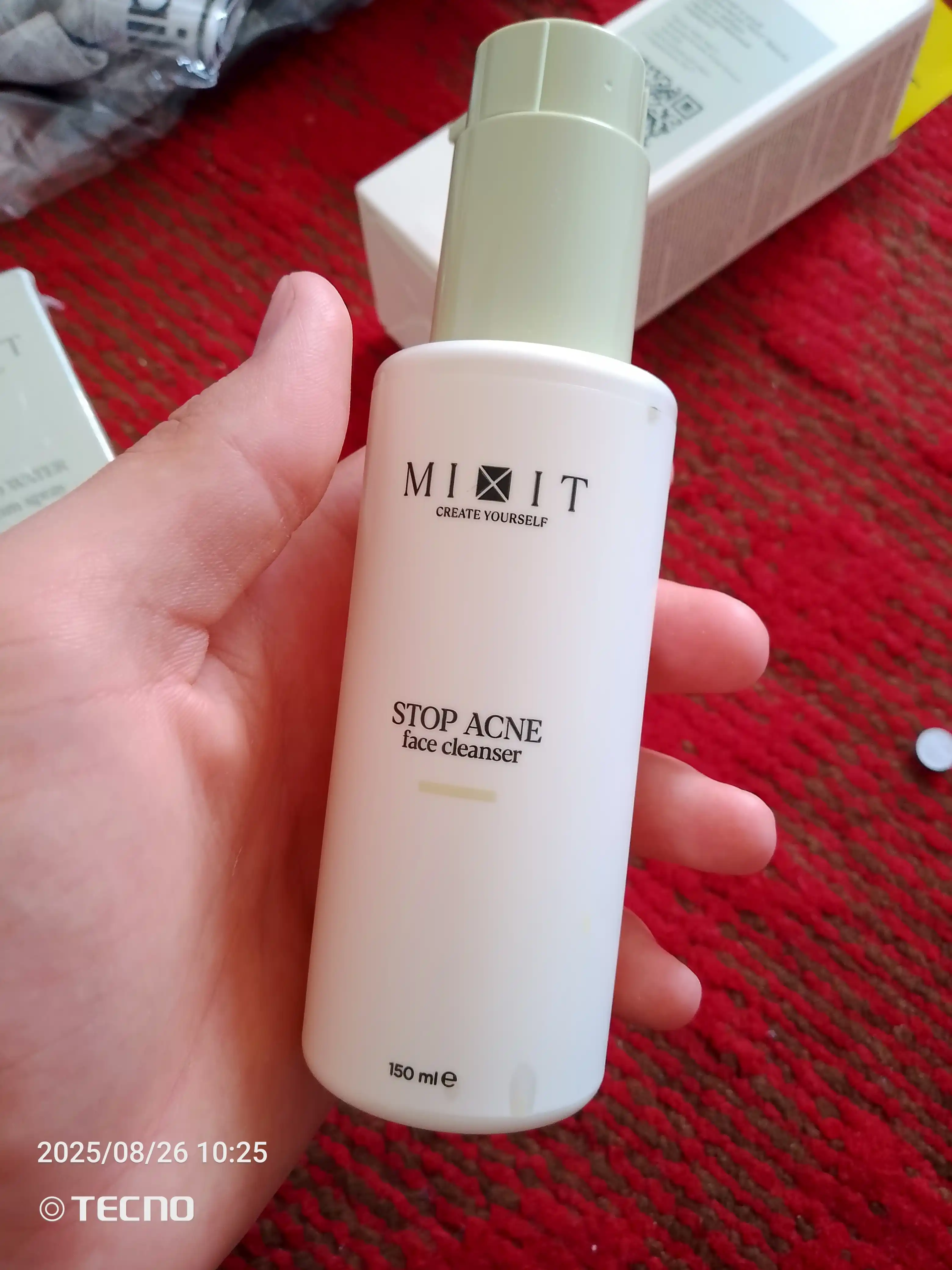 Гель для умывания лица очищающий с кислотами от прыщей MIXIT, 150 мл