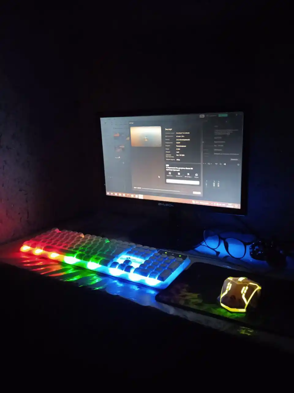 Игровая клавиатура gtx350-с RGB-подсветкой, мембранная, с проводным подключением
