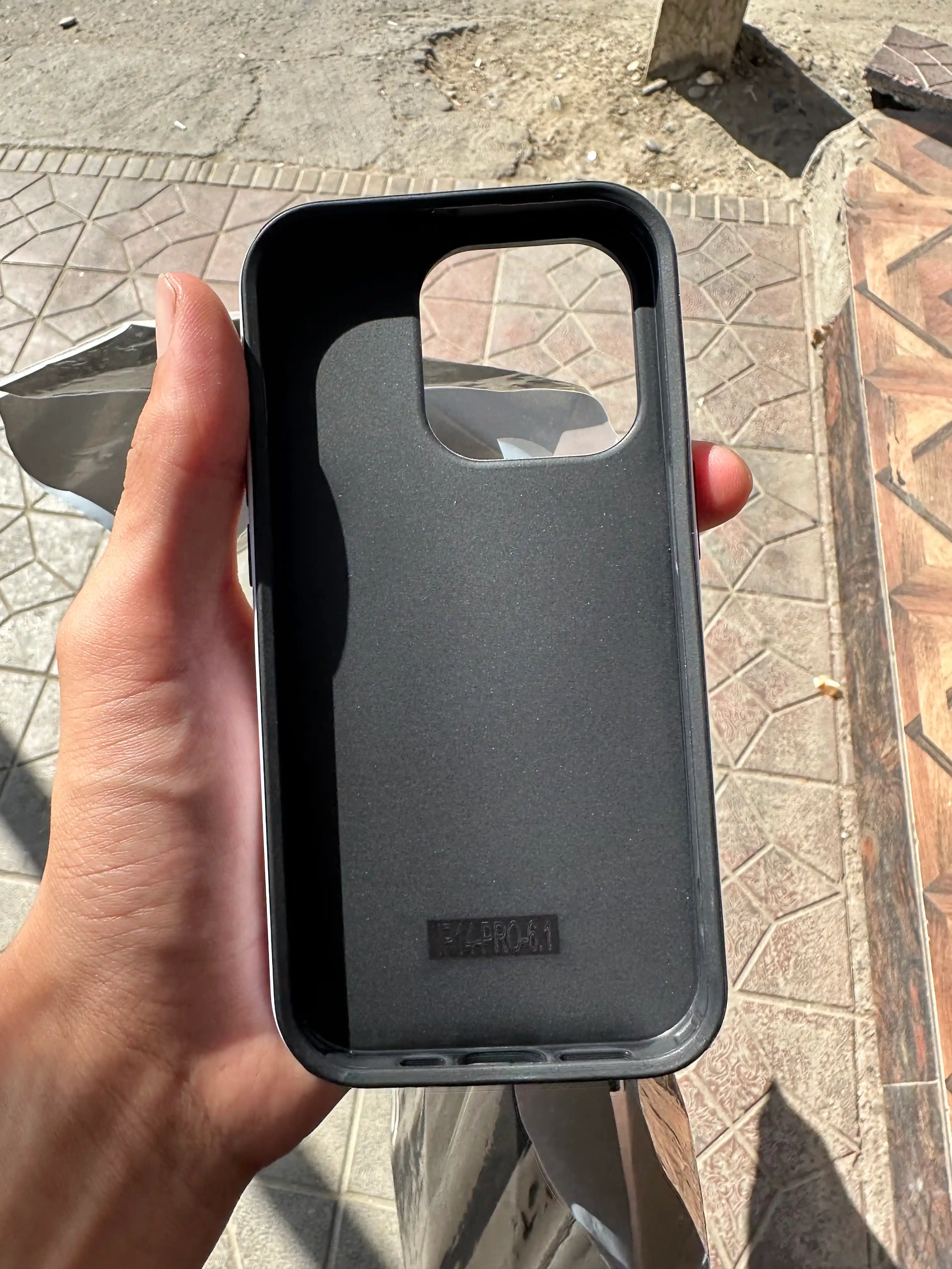 Чехол на iPhone с дизайном автомобиля