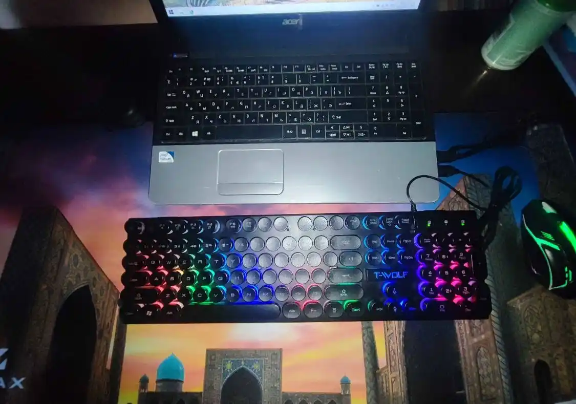 Simli mexanik klaviatura va sichqoncha, o'yin va ofis uchun RGB yoritgichli, shovqinsiz