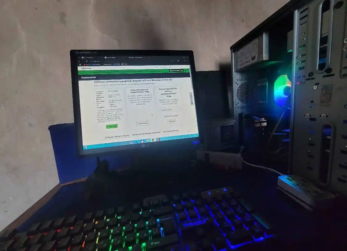Simli mexanik klaviatura va sichqoncha, o'yin va ofis uchun RGB yoritgichli, shovqinsiz