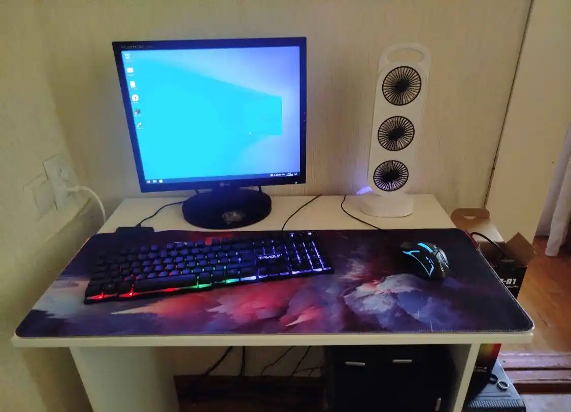 Simli mexanik klaviatura va sichqoncha, o'yin va ofis uchun RGB yoritgichli, shovqinsiz