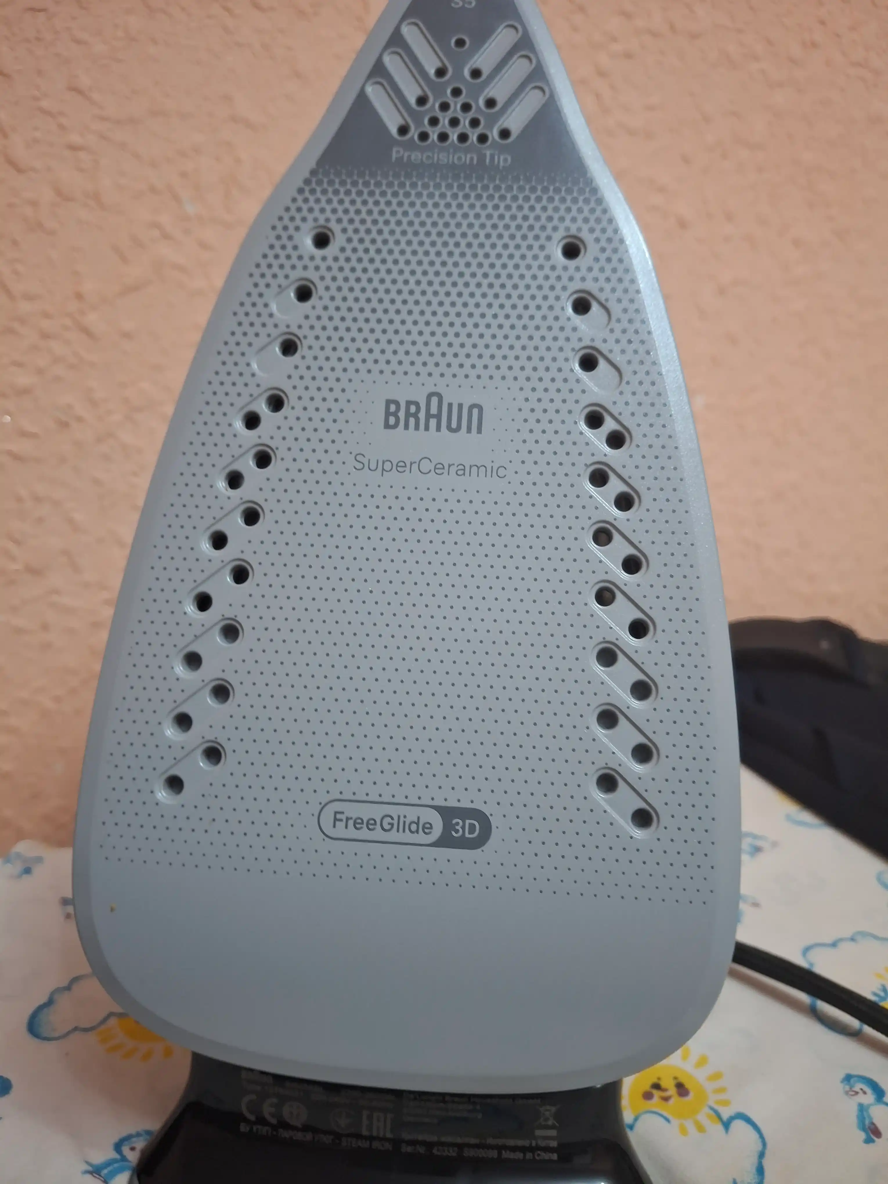 Bugʻli dazmol Braun SI5256BL TexStyle 5, 2600 Vt, bugʻ zarbasi 210 g/min