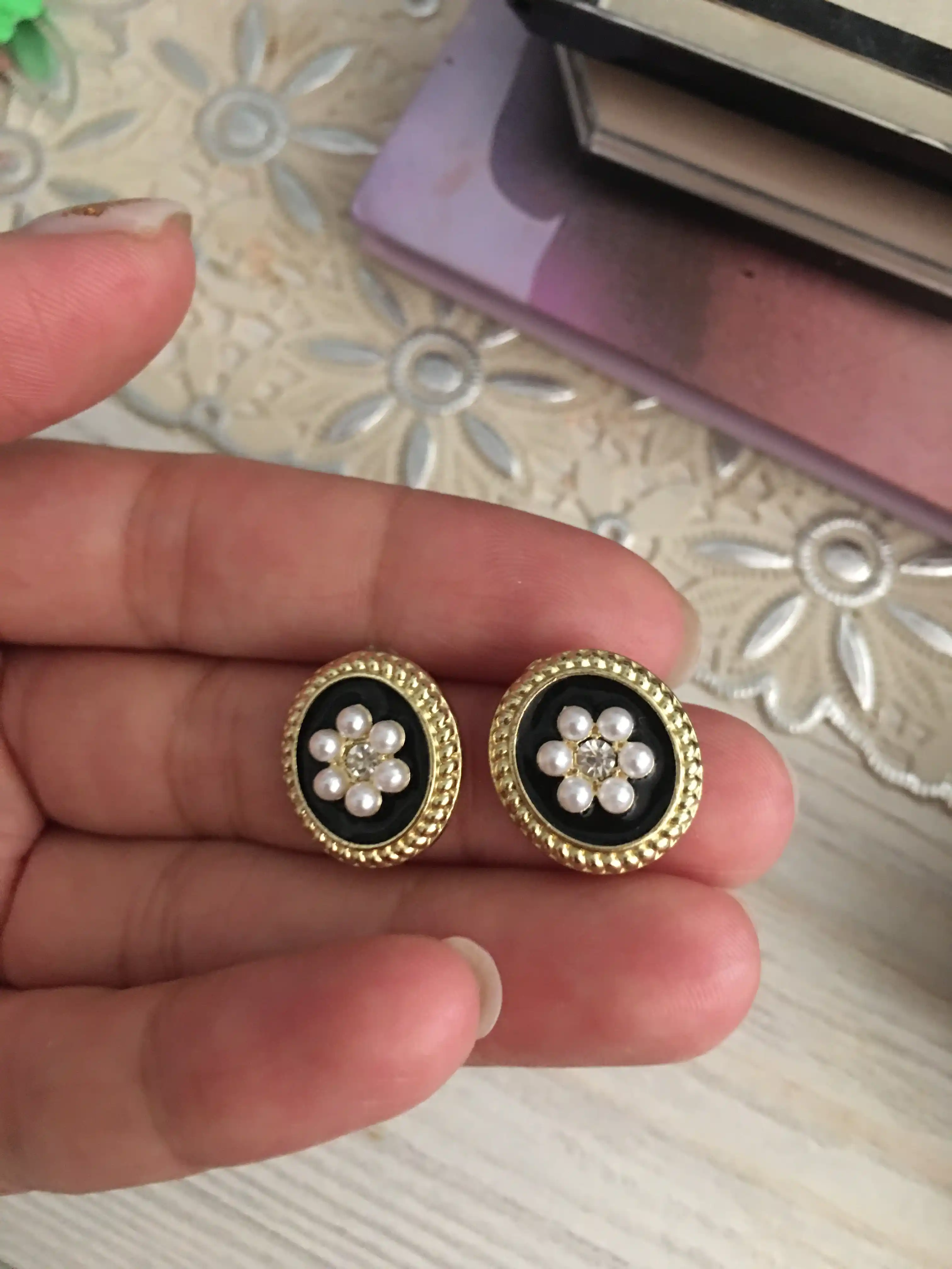 Серьги для женщин