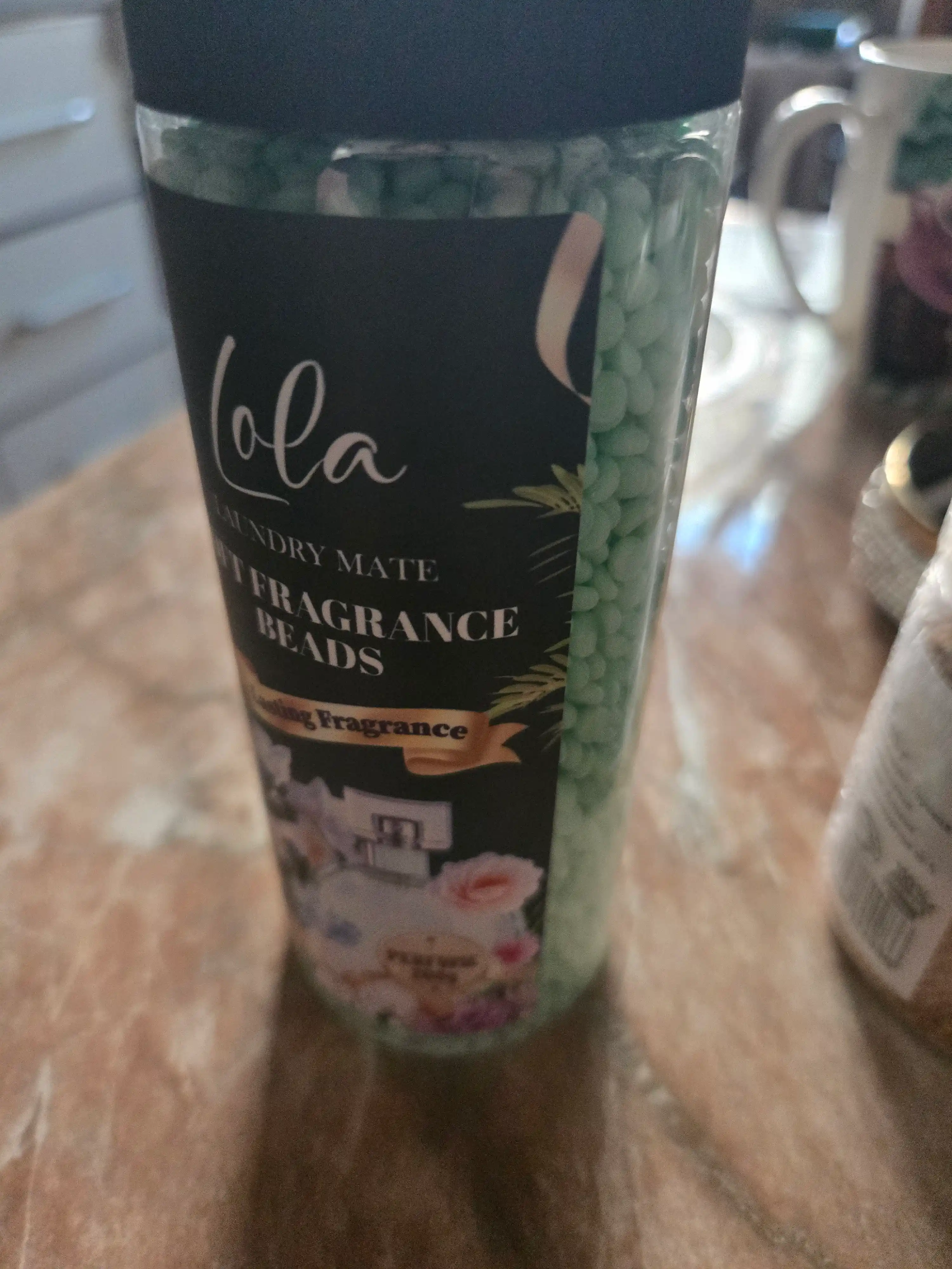 Кондиционер для белья в гранулах Lola, 200 г