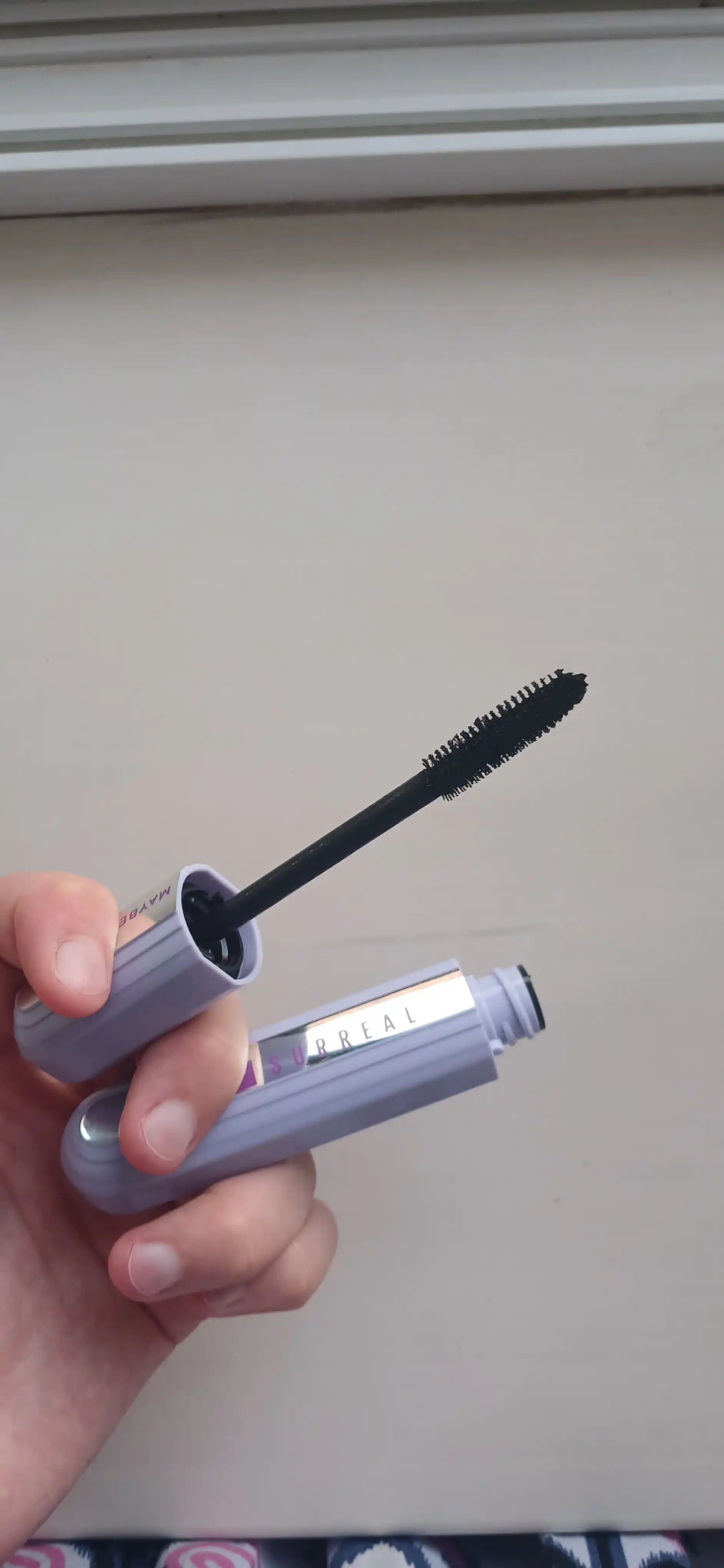 Kipriklar uchun tush Maybelline Mascara The Falsies Surreal Extensions, ton qora,10ml