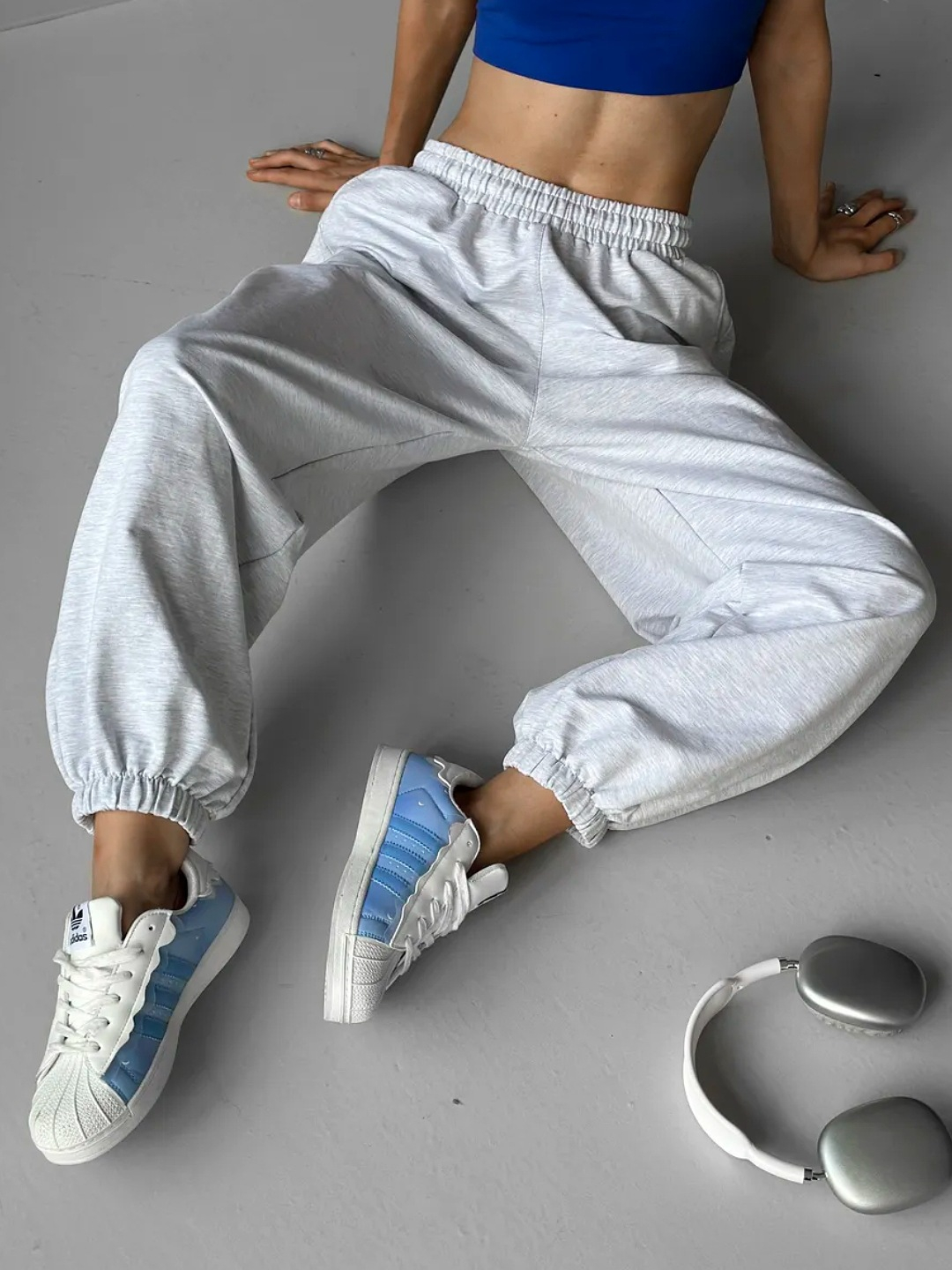 It uslubidagi semiz ayollarning fotosuratlari