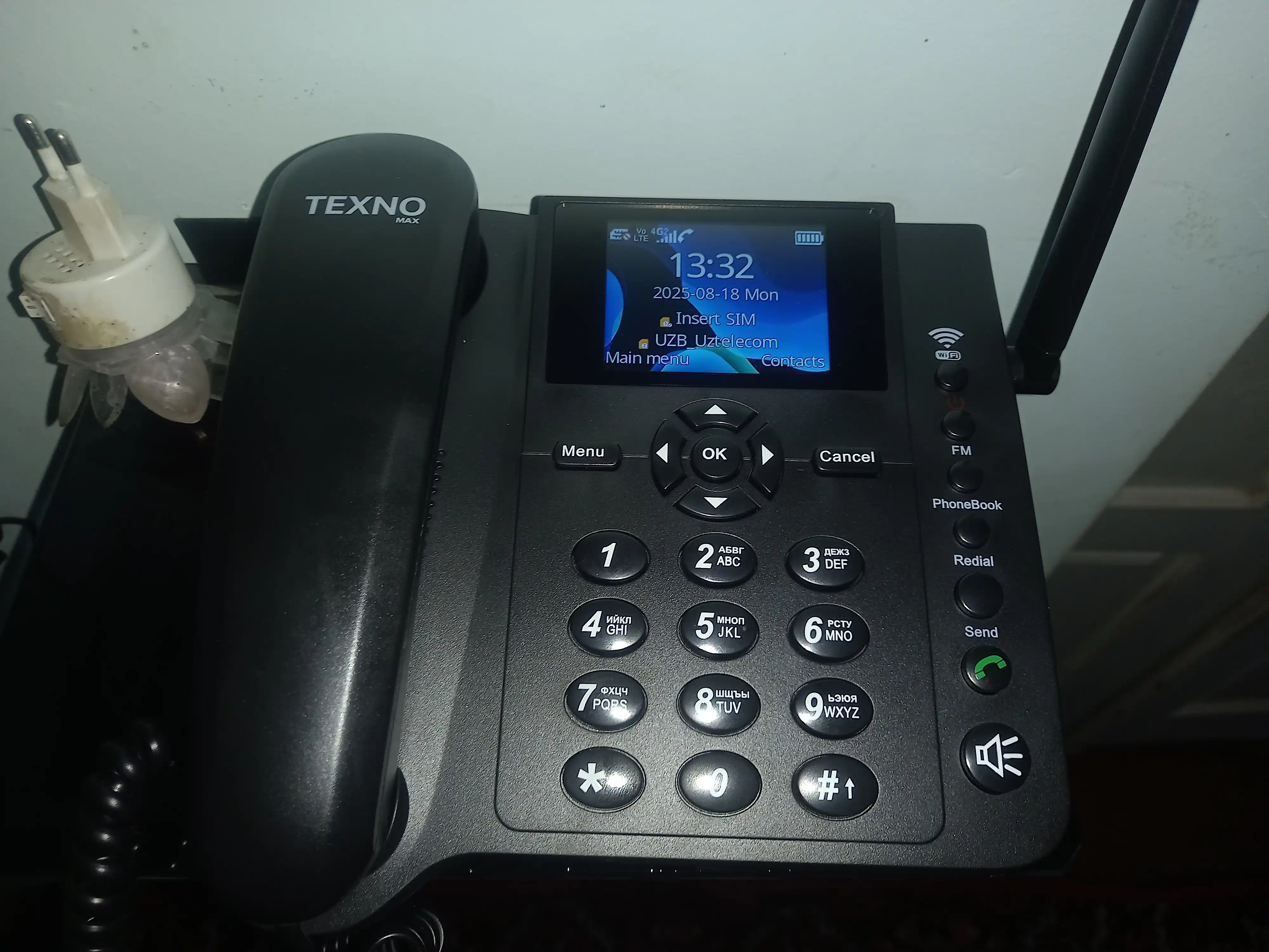 Телефон Texnomax 4G HOME аккумулятор 2000 мАч 4G связь