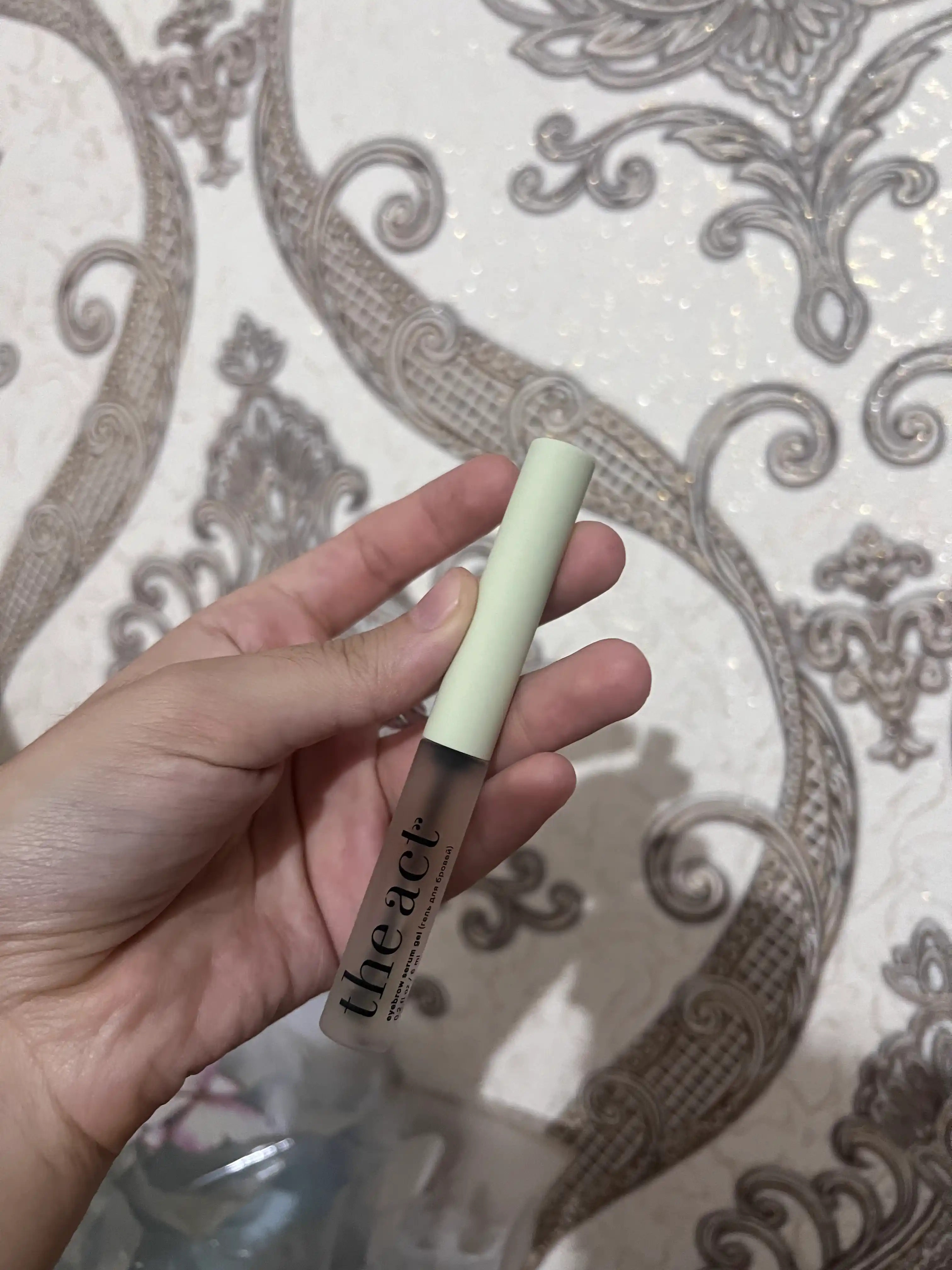 The Act Qosh uchun shaffof fiksatsiyalovchi gel, 6 ml