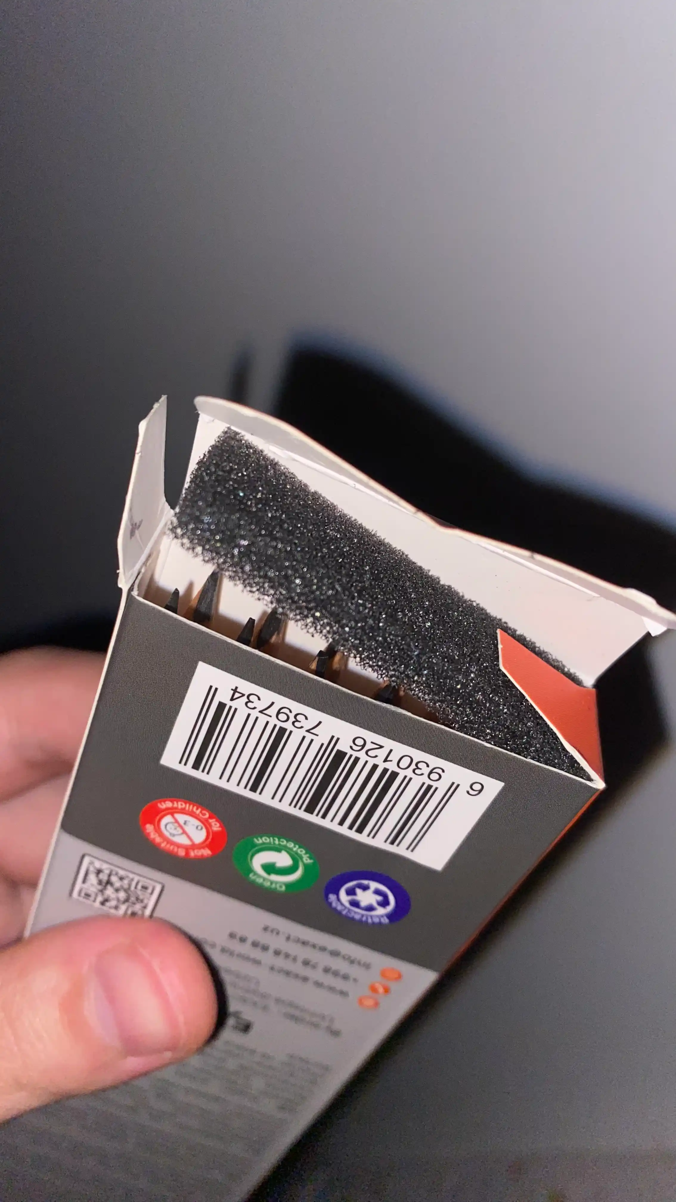 Чёрный карандаш HB, треугольный корпус, 12 шт EXACT QQ004