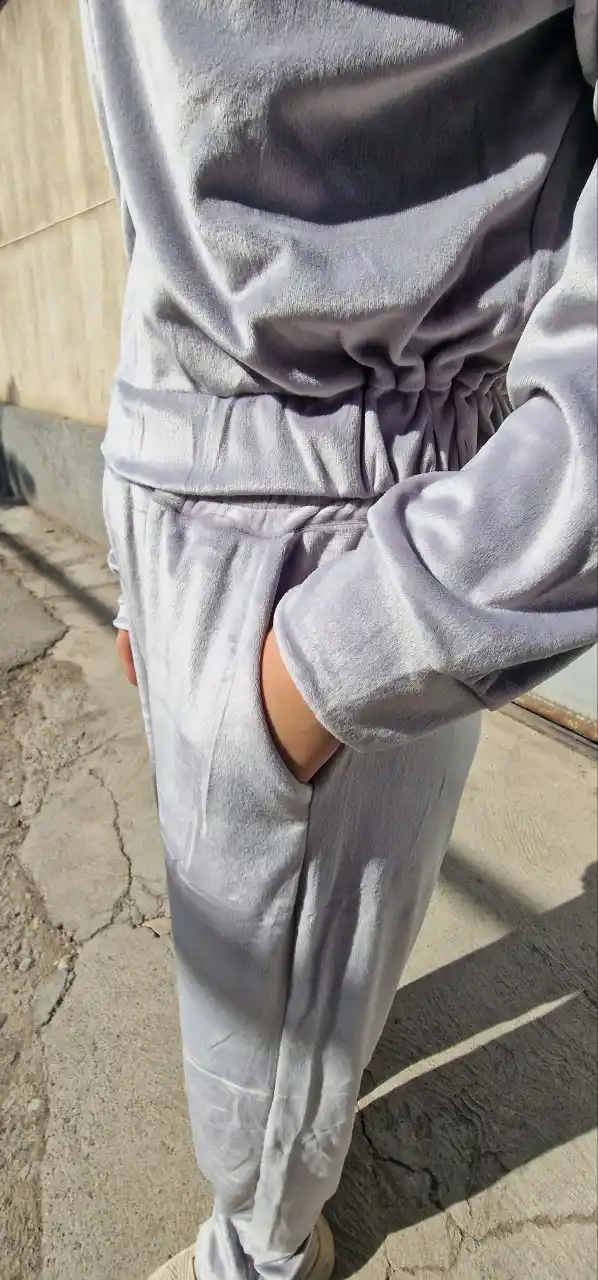 Ayollar sport kostyumi, dvoyka, velur, kapyushonli, xudi + shim, kulrang, issiq