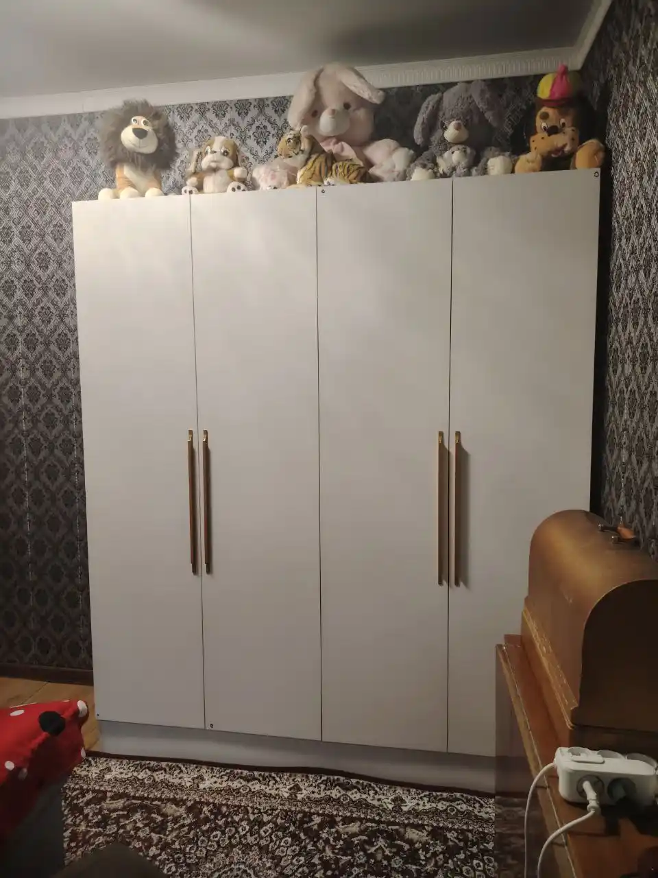 Гардероб для дома