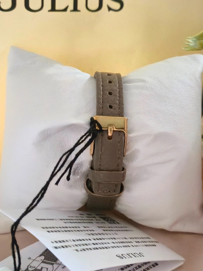 Julius Ayollar qo'l soati, kvarts mexanizm, eko charm tasma