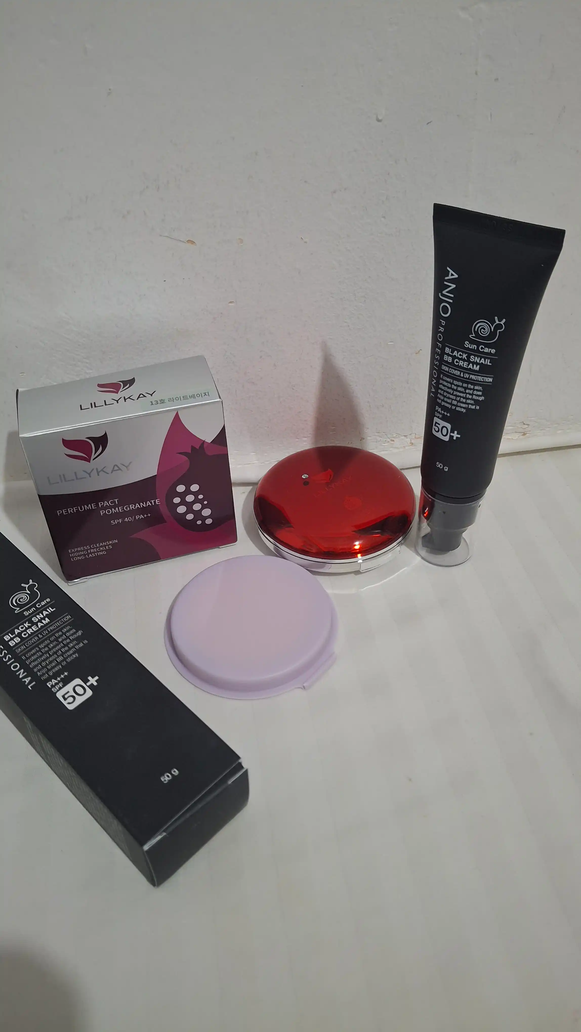 Lillykay пудра для лица компактная SPF30/40 PA++ с зеркалом и спонжем