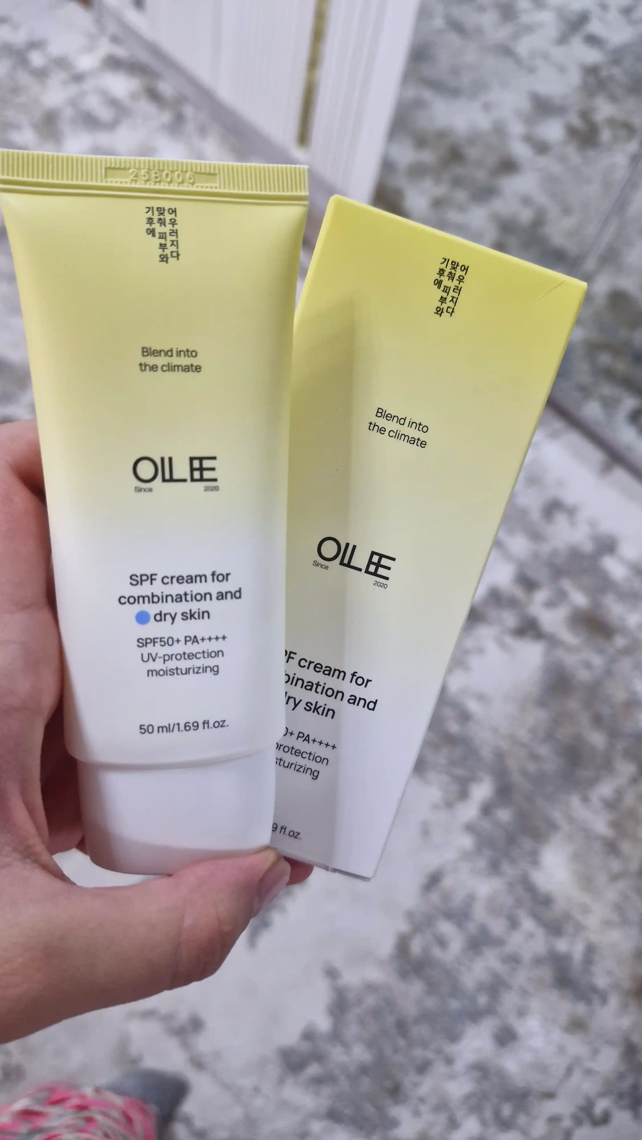 Quyoshdan himoyalovchi krem OLLEE yuz uchun SPF50+, 50 ml, quruq va normal teri uchun