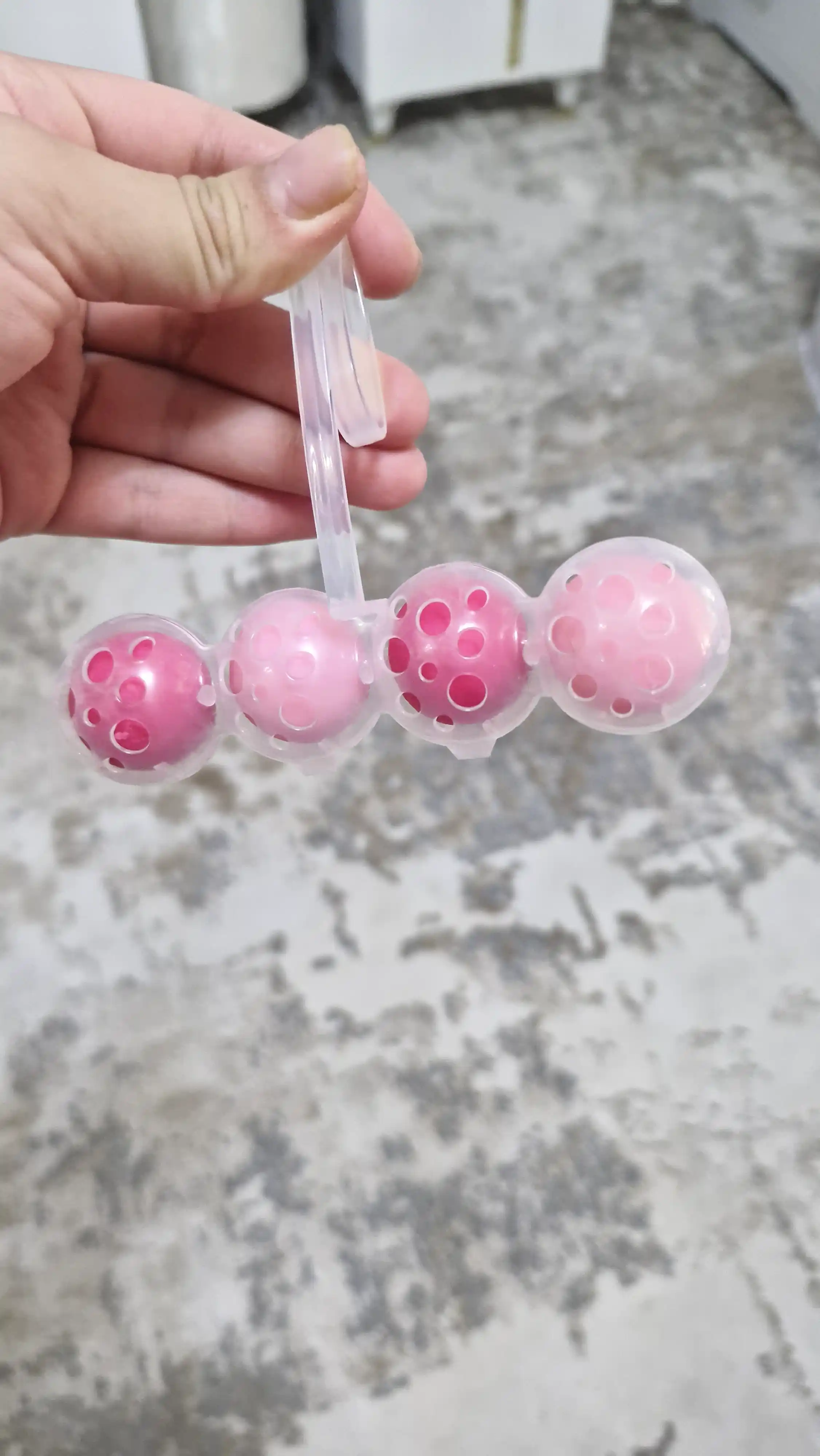 Hojatxona bloki Bref, nozik magnoliya, 50 g