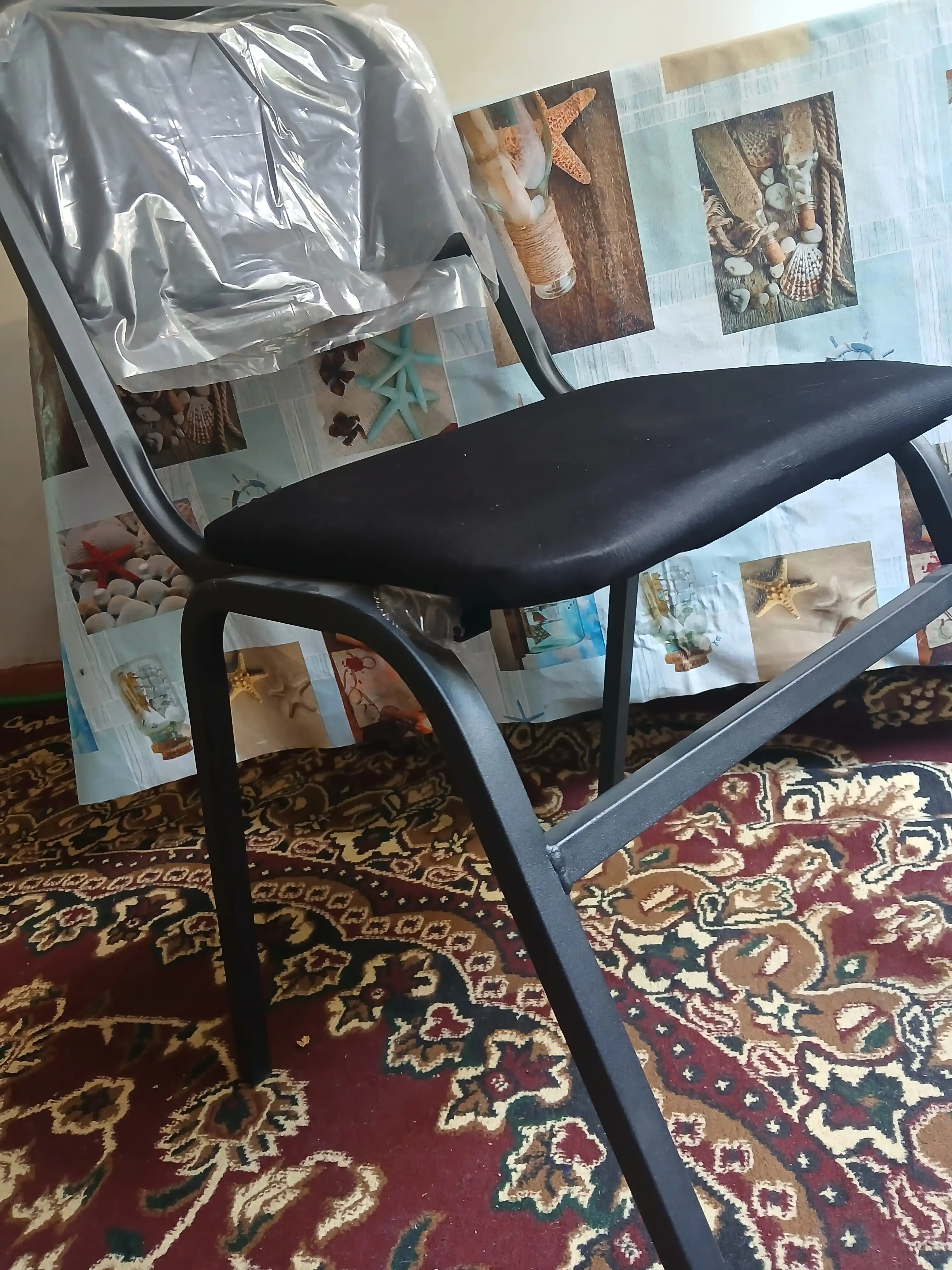 Turon stul, ofis, majlis zallari, ta'lim uchun, 200 kg gacha