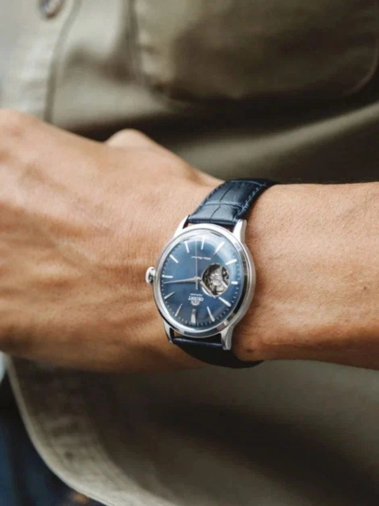 Наручные часы Orient RA-AG0005L30B