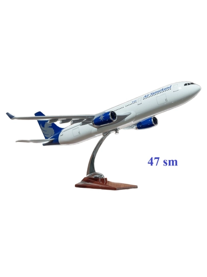 Airbus A330 samolyoti modeli Air Samarkand, 47 sm, metall, qorishma, shassi yo'q, 14+ - 