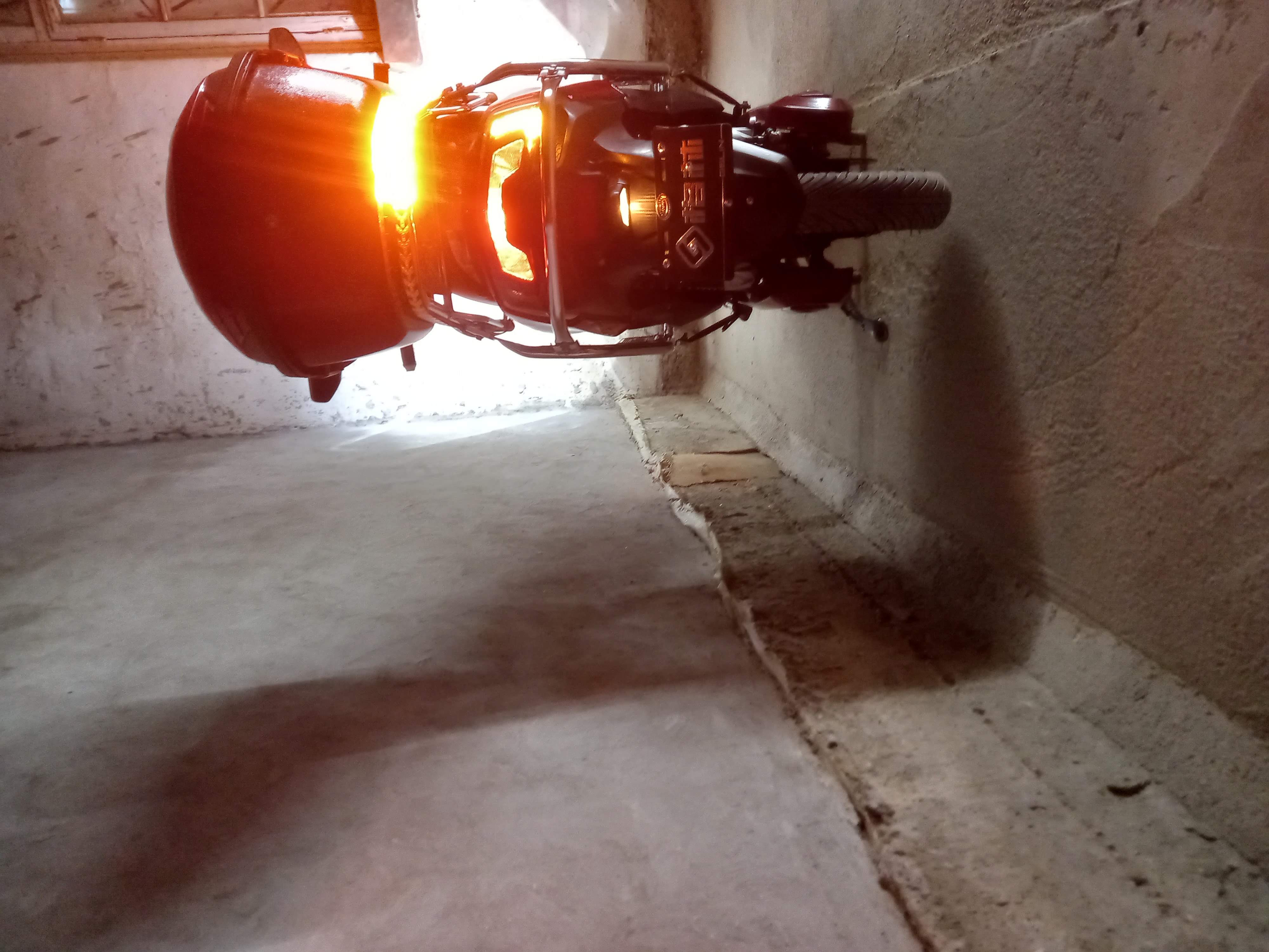 Dinamik orqa LED lenta chiroqlari 12v-24v