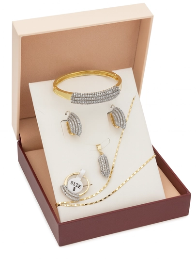 Комплект украшений в стиле Messika, Bvlgari и Van Cleef