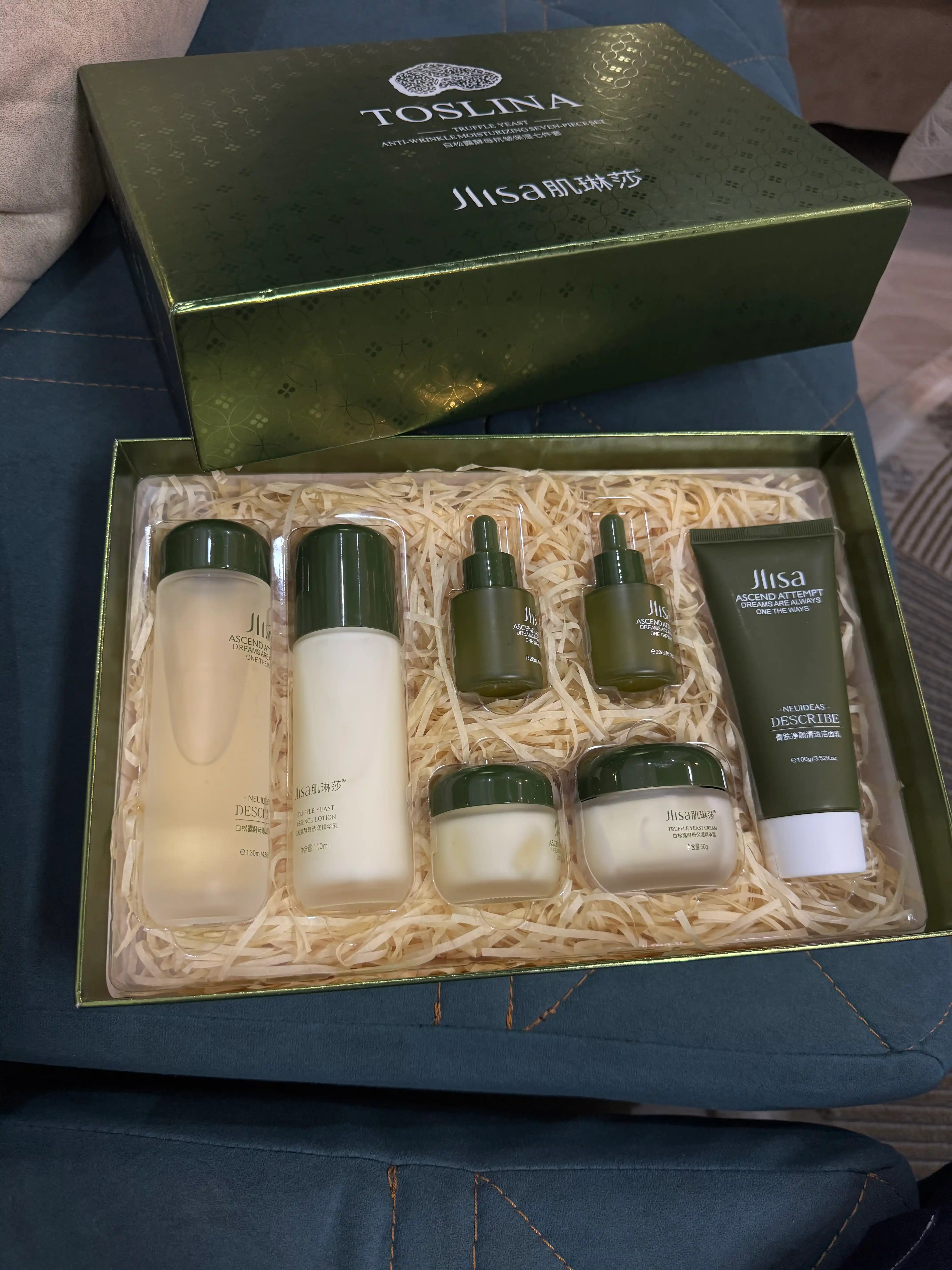 Yuzga uxod nabor, kosmetik to'plami JLISA, 7 si 1 da ajinlarga qarshi, ayollarga sovg'a