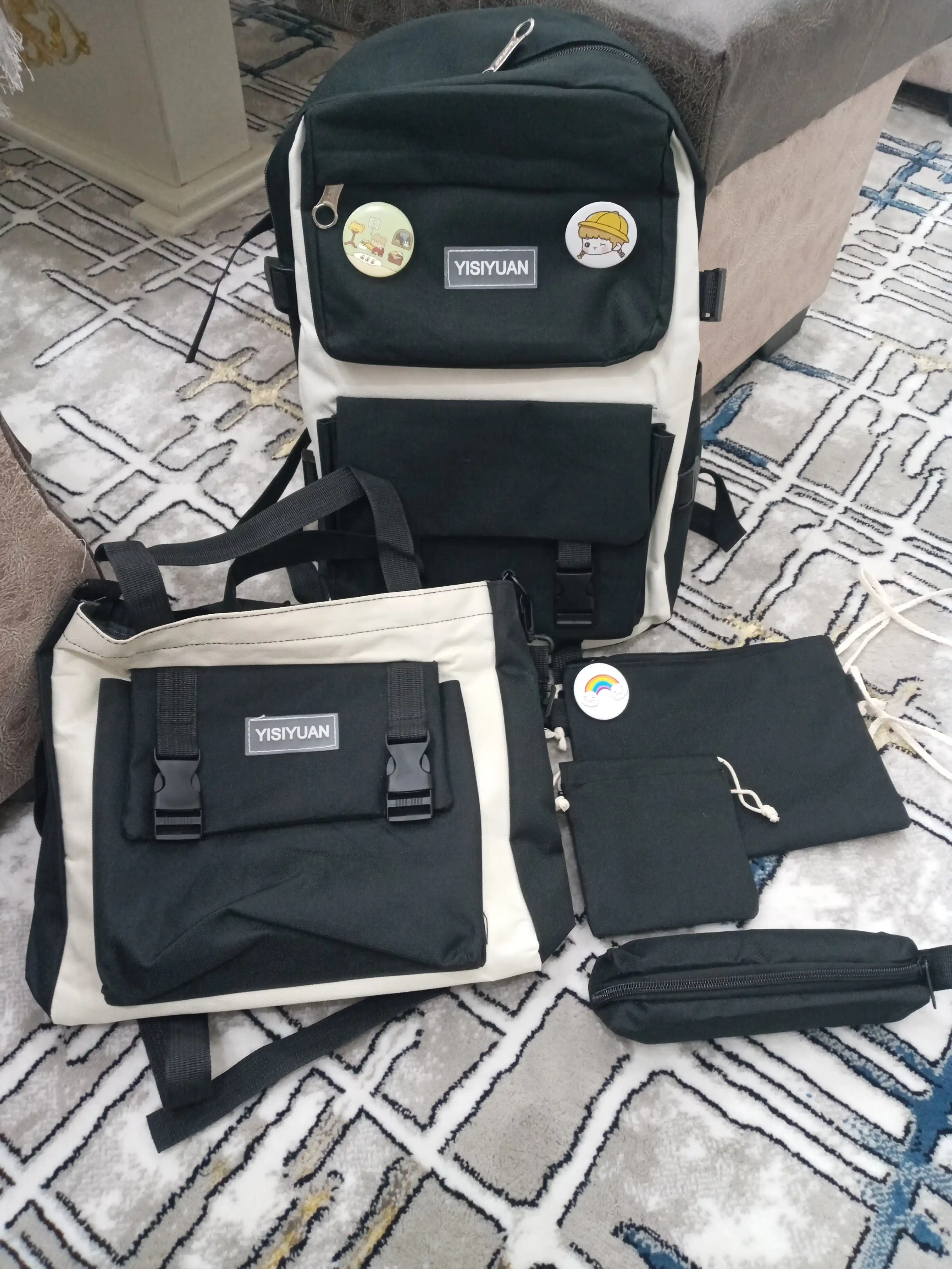 Maktab ryukzagi, 5 tasi 1 da, to‘plamda: ryukzak, qalamdon, sumka, sumkacha, organayzer