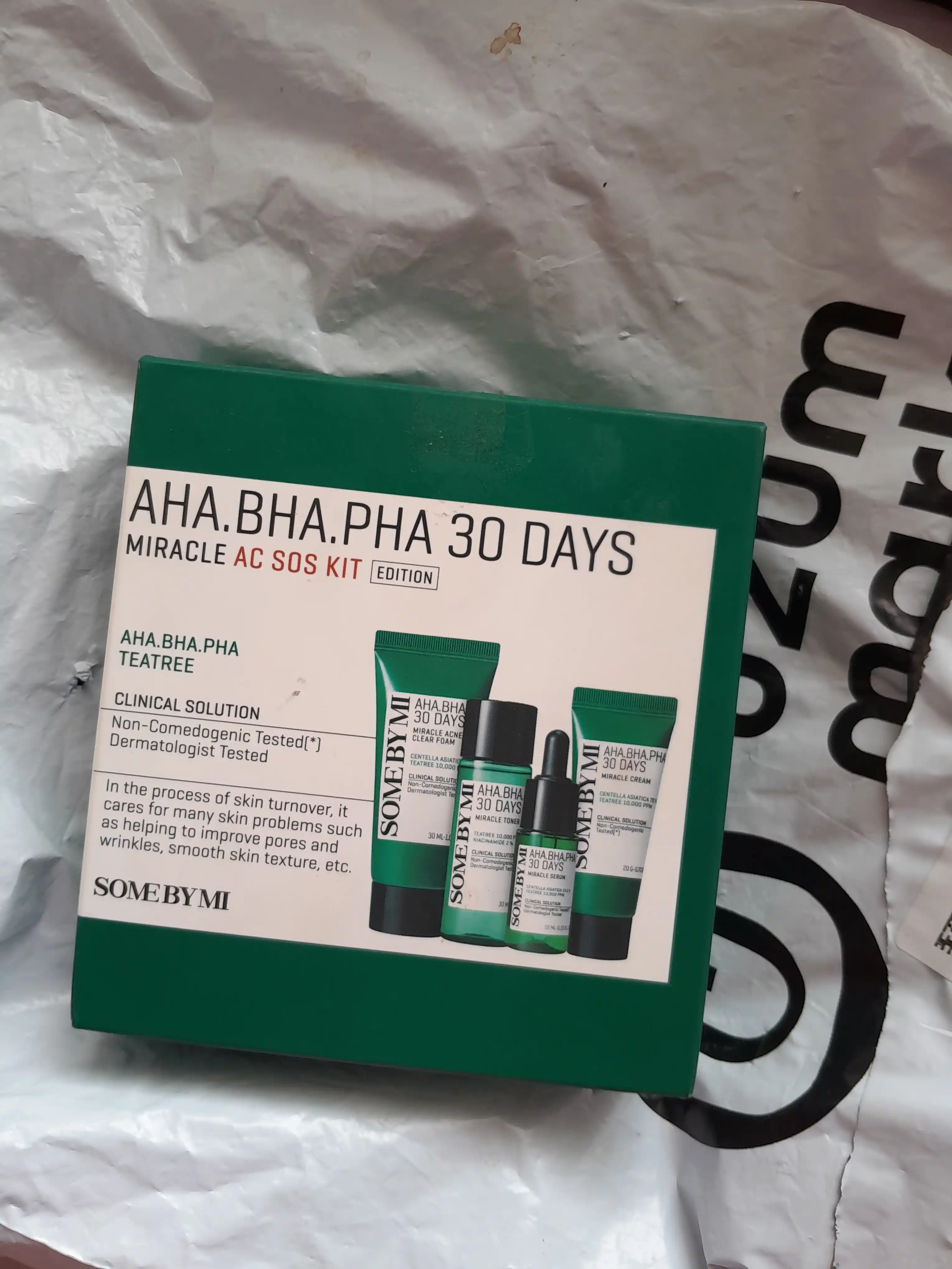 Yuzni uchun parvarish to'plami Some By Mi, Yuja Niacin, Acne, AHA-BHA-PHA 30 days