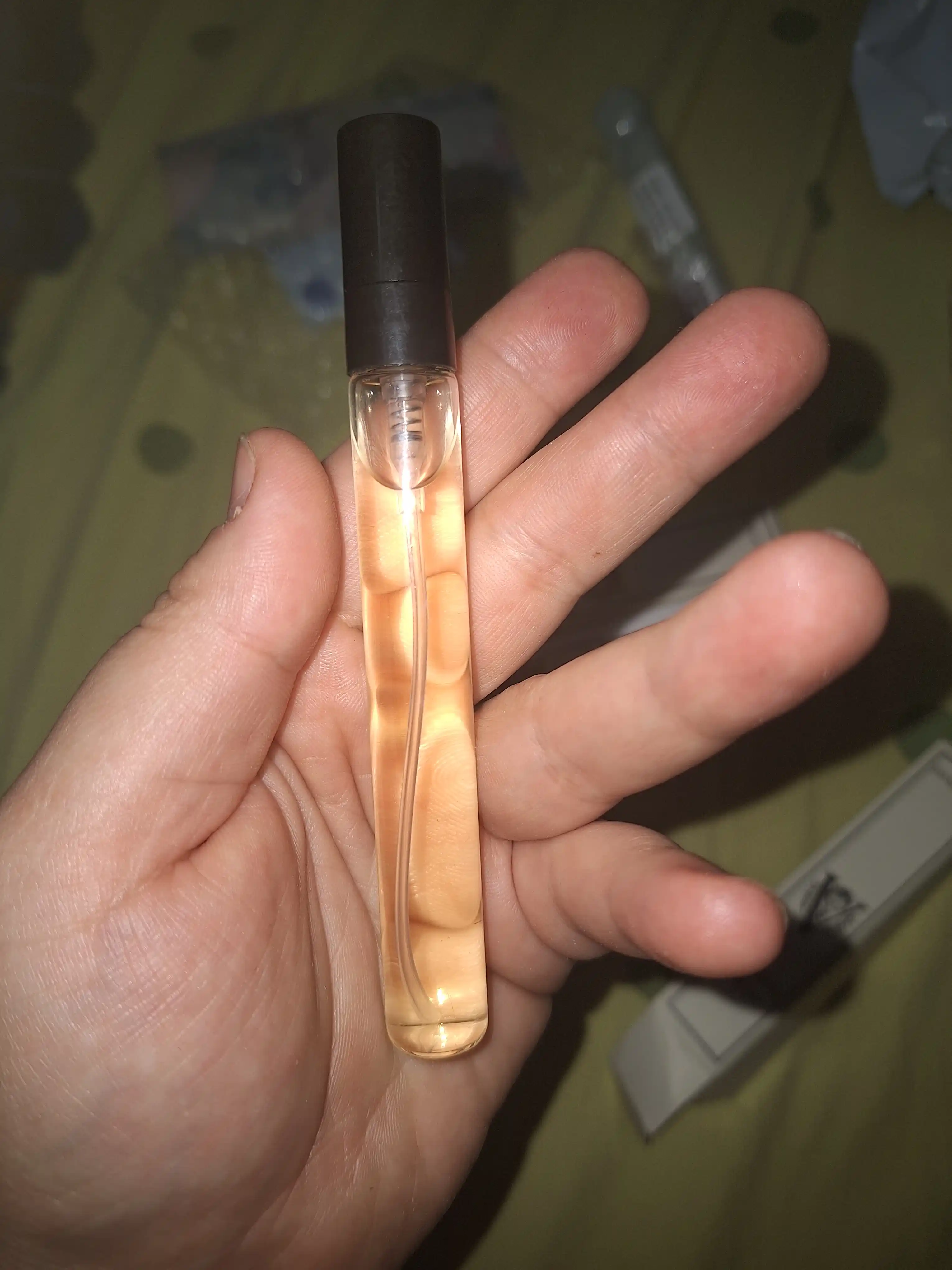 Ayollar atirlari Libre, parfyumlangan suvi YSL Libre, 100 ml, 10 ml, 5 ml, 3 ml
