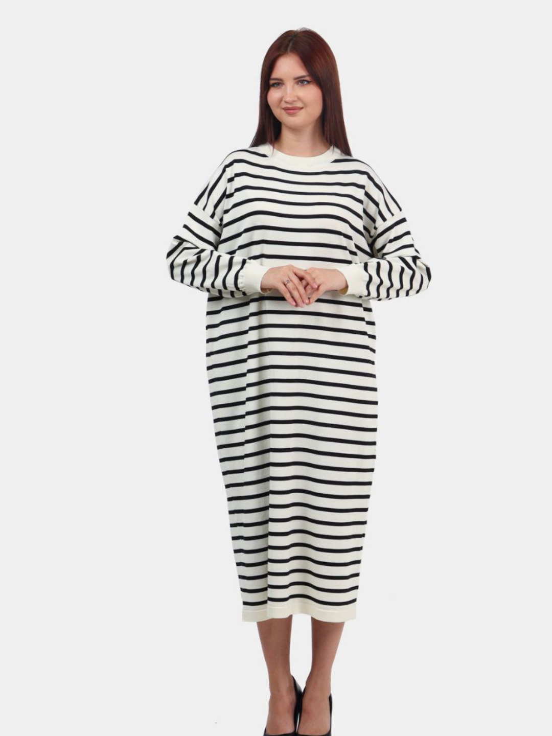 Voyaga yetgan ayol sutni yutib yuboradi