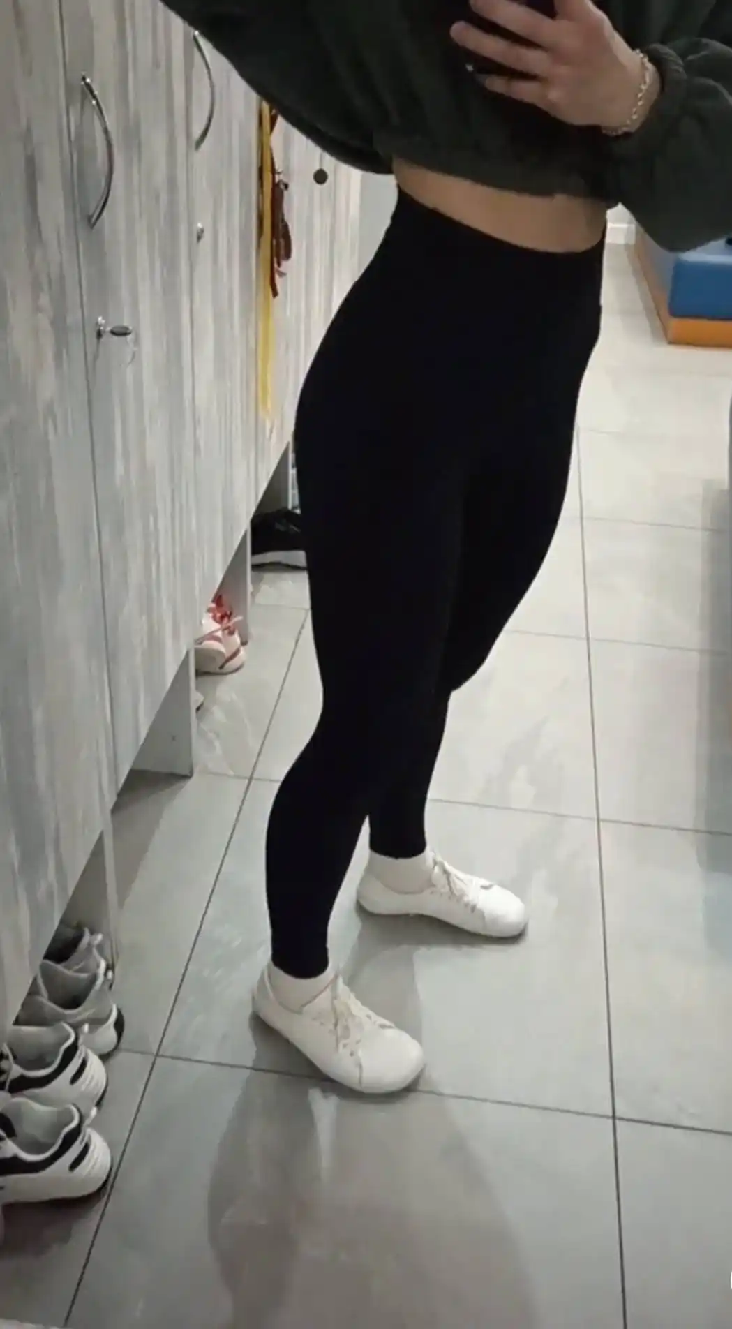Sport losinlari, fitnes uchun legginslar, ayollar sport kiyimi, PUSH UP effekti bilan