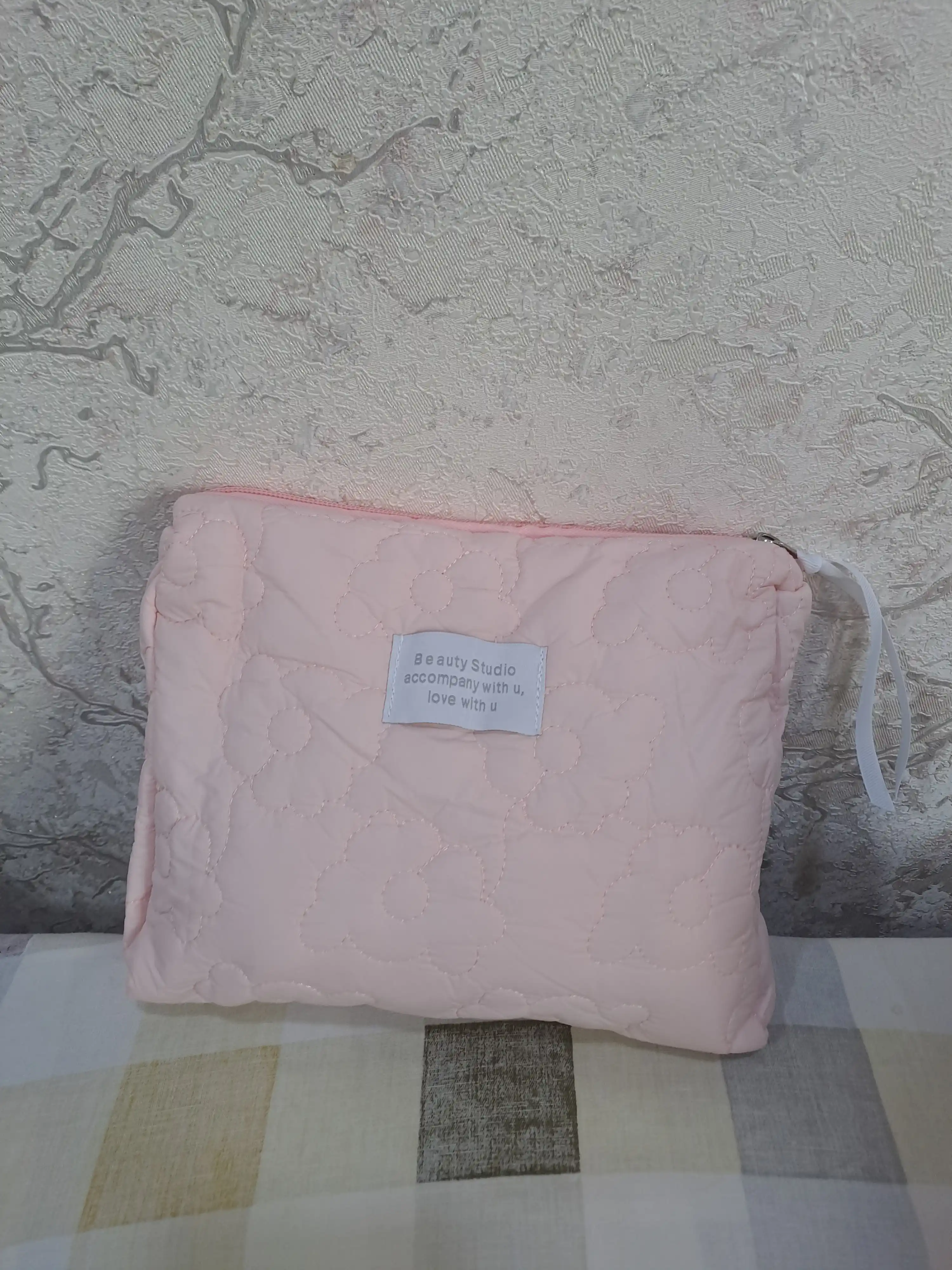 Kosmetik sumka katta, sayohat uchun