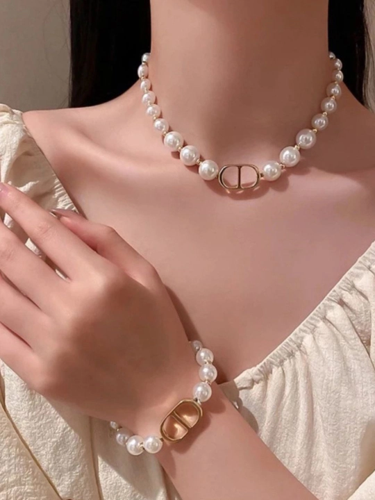 Комплект женских украшений: серьги, кольца, браслеты, цепочки - 