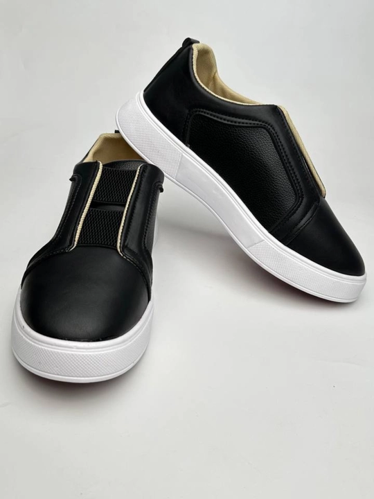 Современные мужские кроссовки с подошвой Louboutin