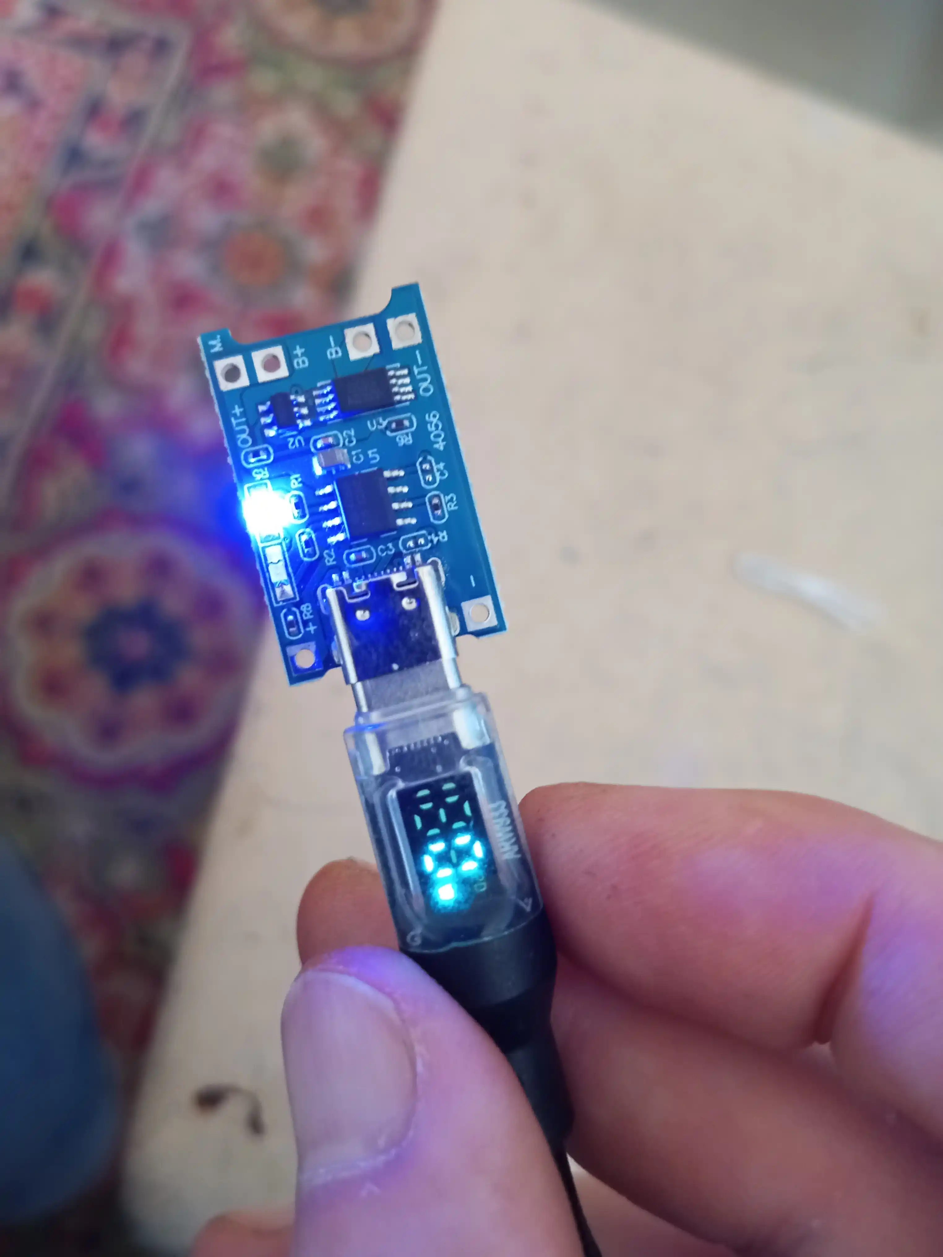 TP4056A Type-C va Micro USB litiy batareyalarini zaryadlash va himoyalash moduli