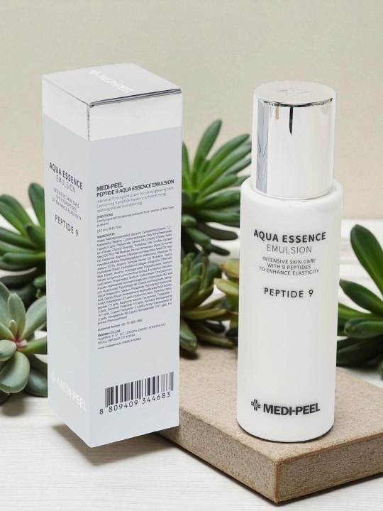 Peptidli namlovchi emulsiya Aqua Essence Emulsion Peptide 9, 250 ml