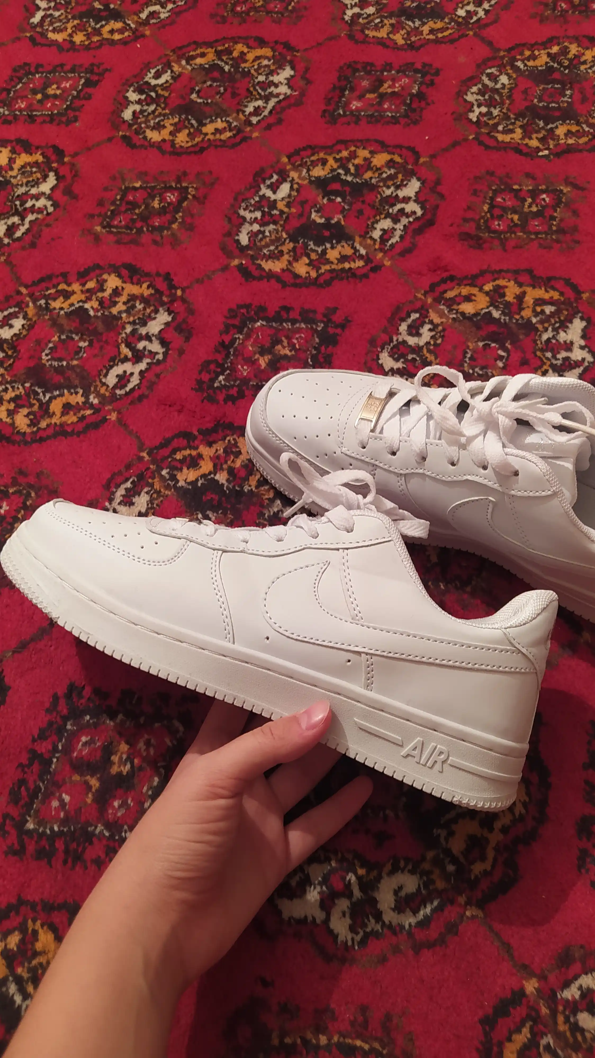 Erkaklar uchun kuzgi krossovkalar AIR FORCE1 CLASIC universal sifatli krossovkalar