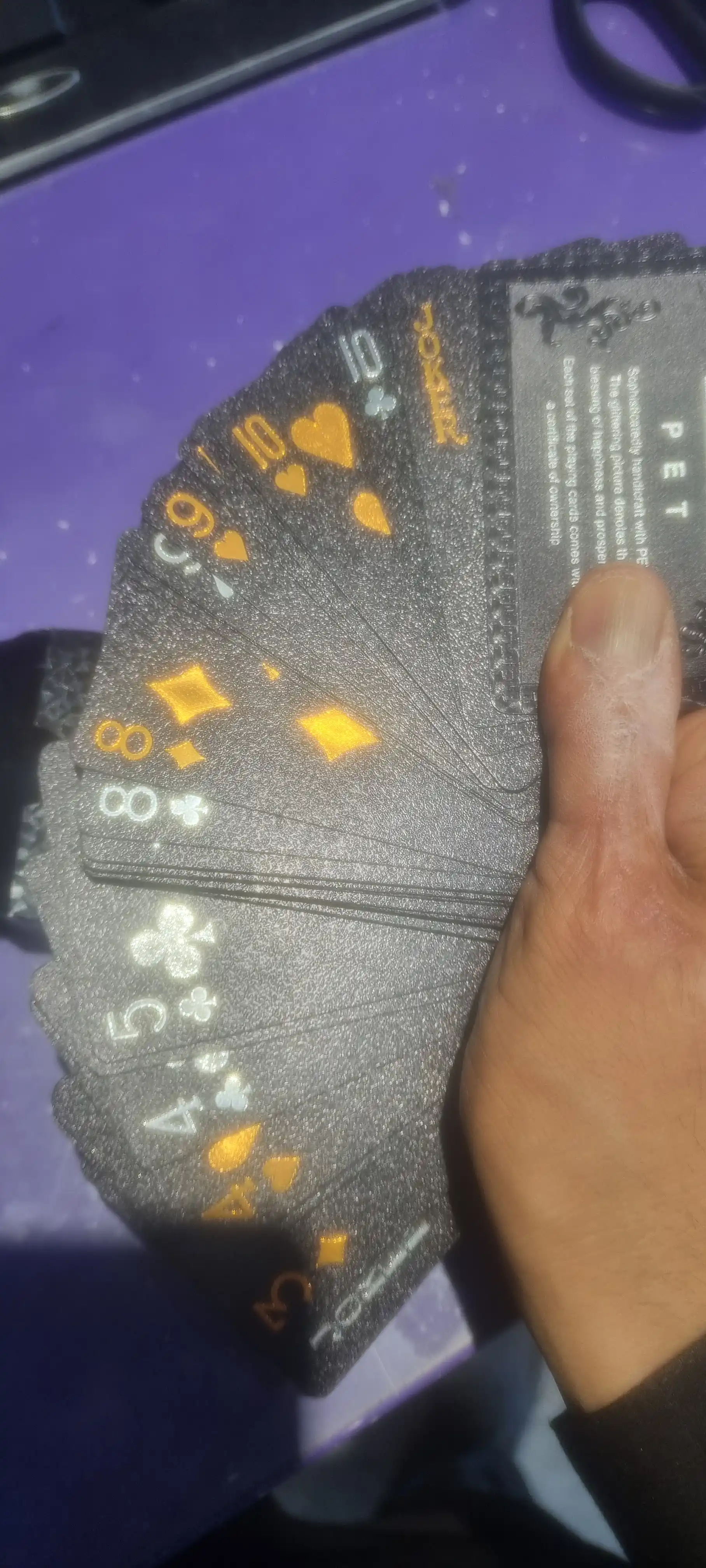 Ko'p rangli kartalar, poker, fokuslar, boshqa o'yinlar uchun, plastik, 1 to'plamda 54 dona