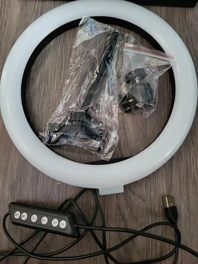 Selfi lampasi, halqali, RGB, LED, shtativ bilan 210 sm