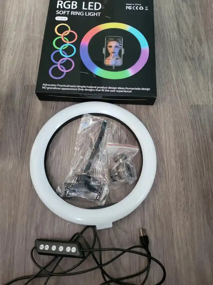 Selfi lampasi, halqali, RGB, LED, shtativ bilan 210 sm