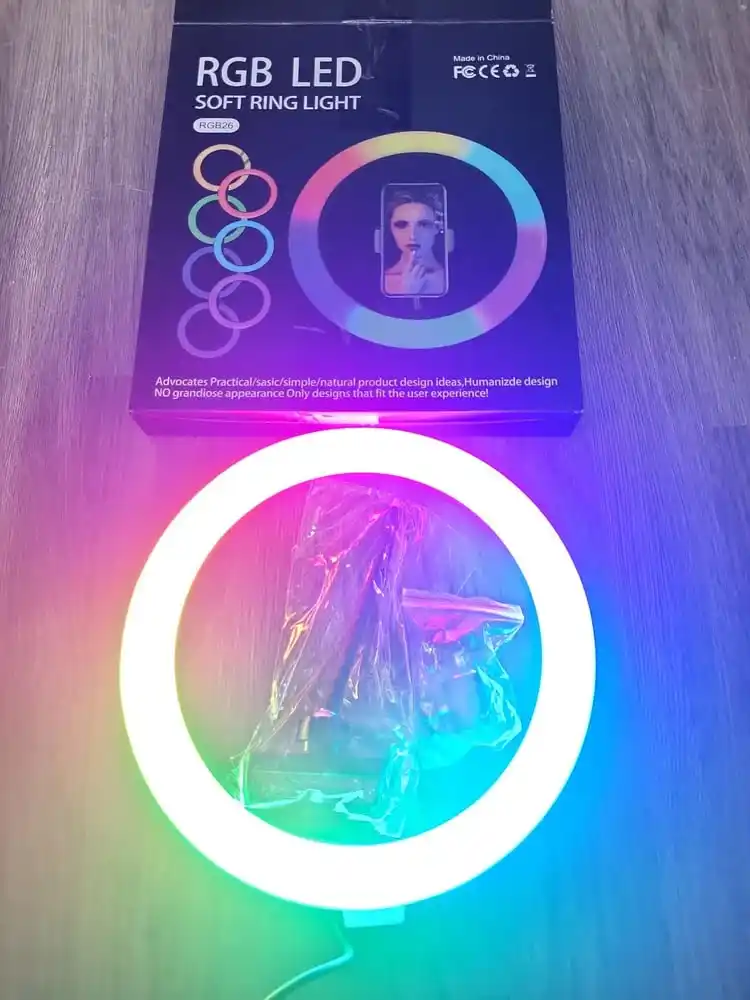 Selfi lampasi, halqali, RGB, LED, shtativ bilan 210 sm